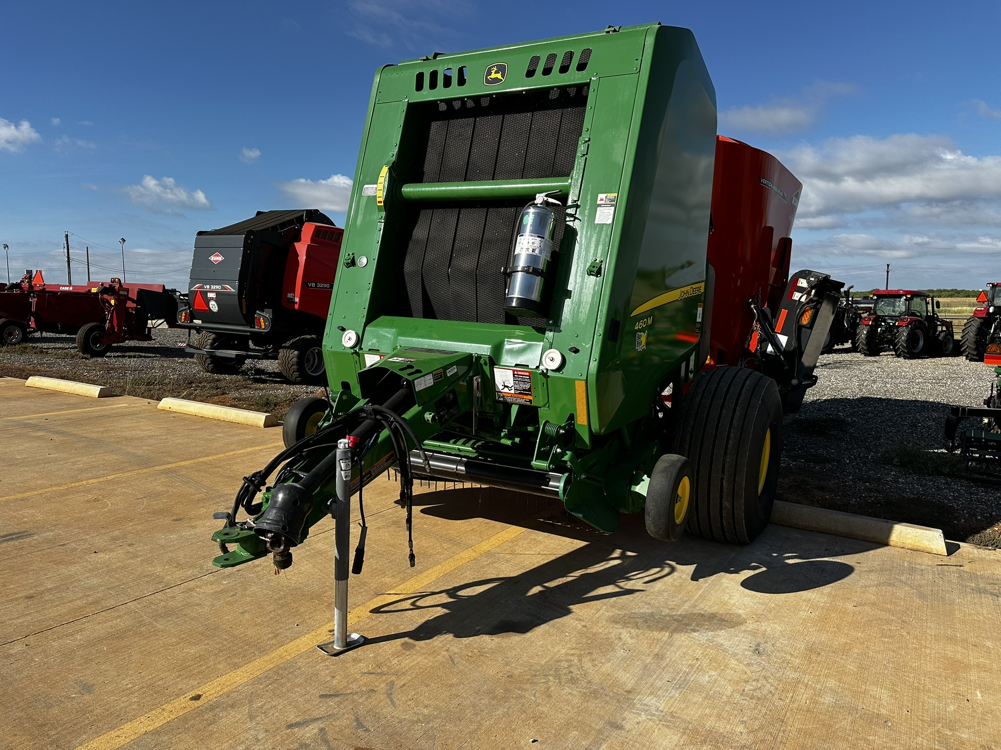 2019 John Deere 460M - Photo 2