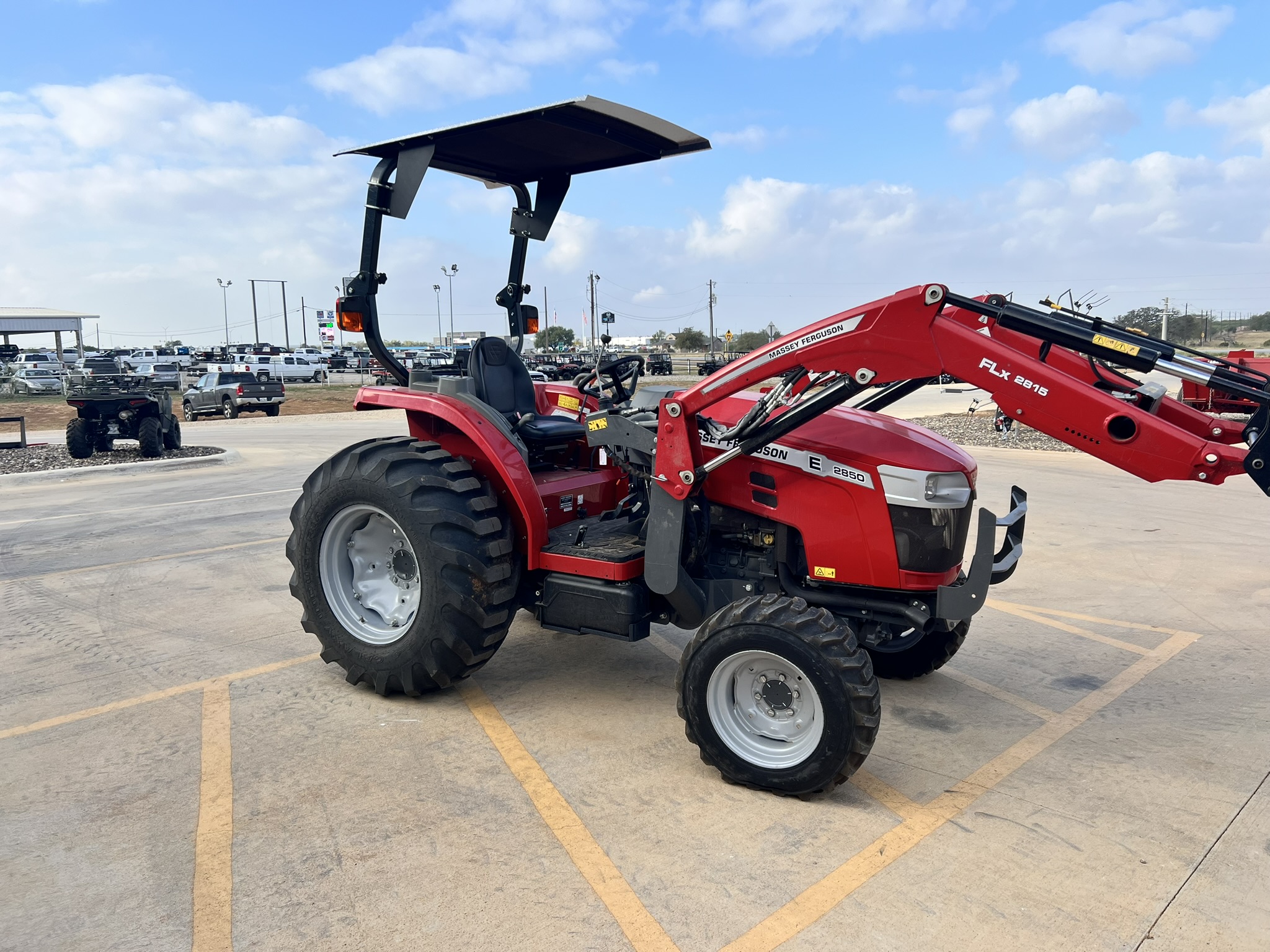 2023 Massey Ferguson E Series 2850E - Photo 7