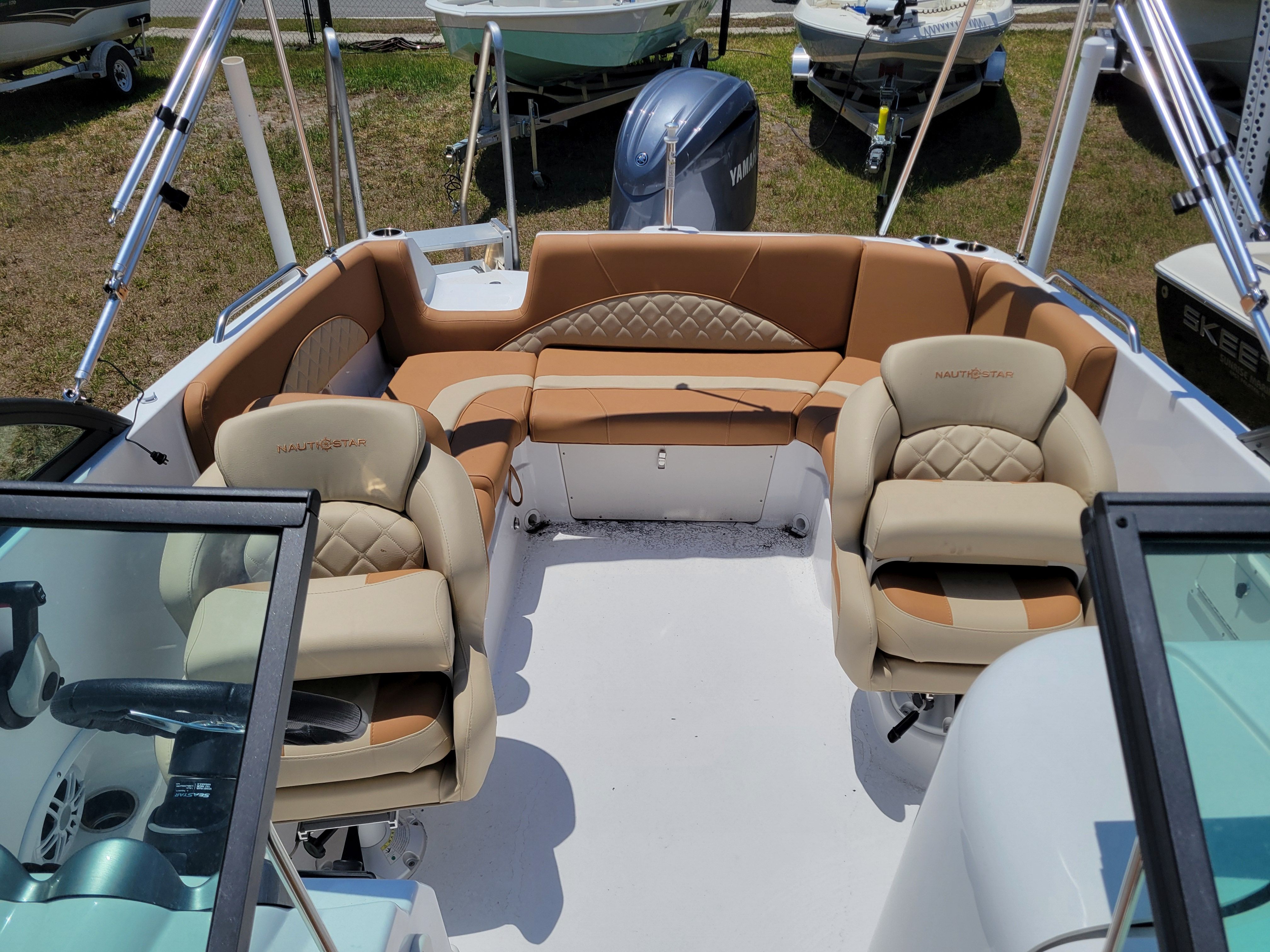 2024 NauticStar 223DC - CLOSEOUT PRICING!! - Photo 7
