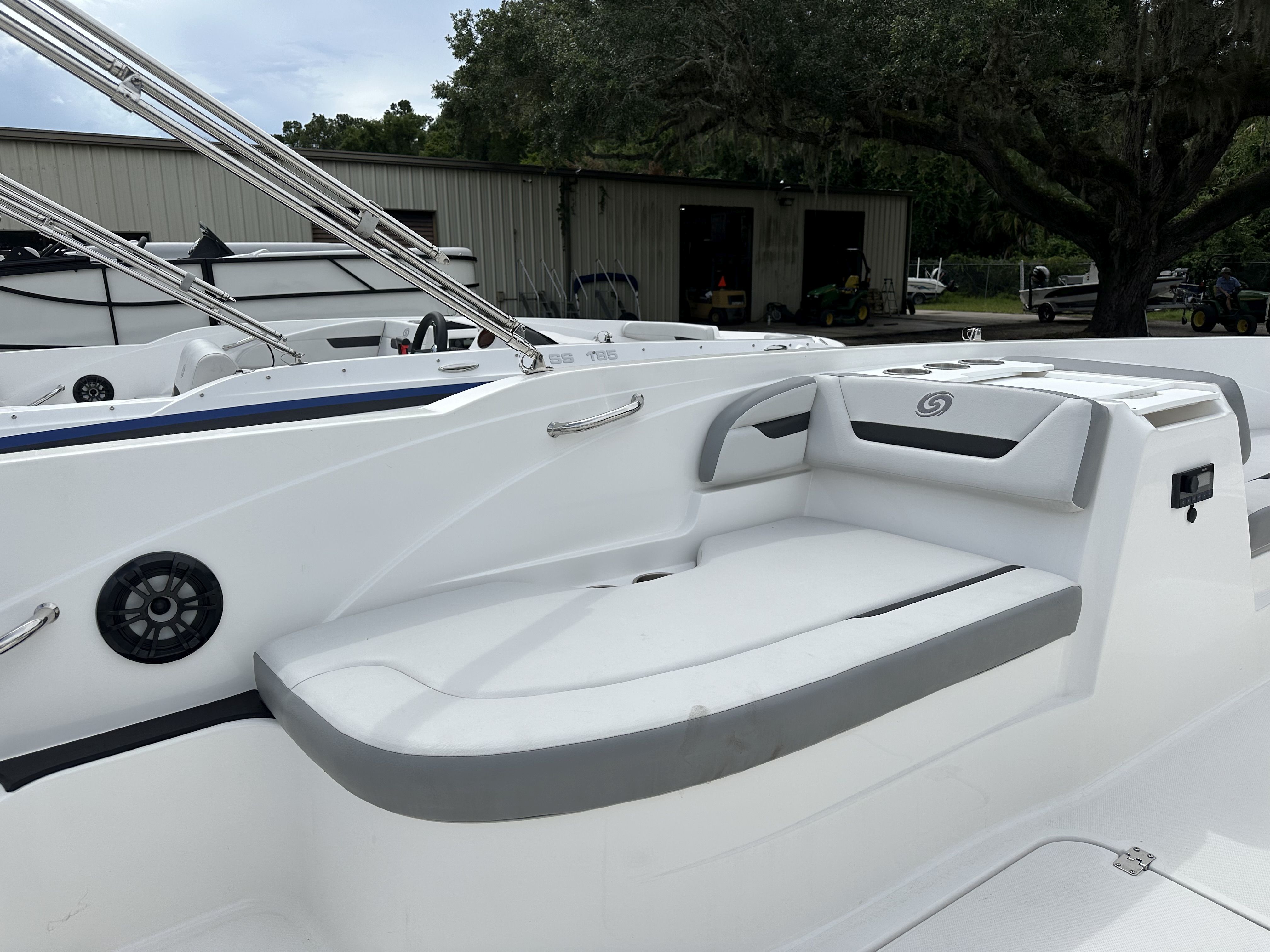 2022 Hurricane SS205 - Photo 8