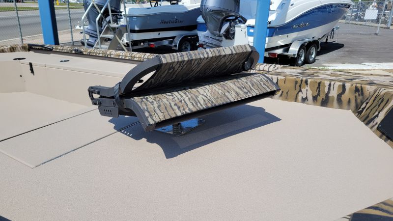 2025 Avid Boats 16 Commander - Photo 10