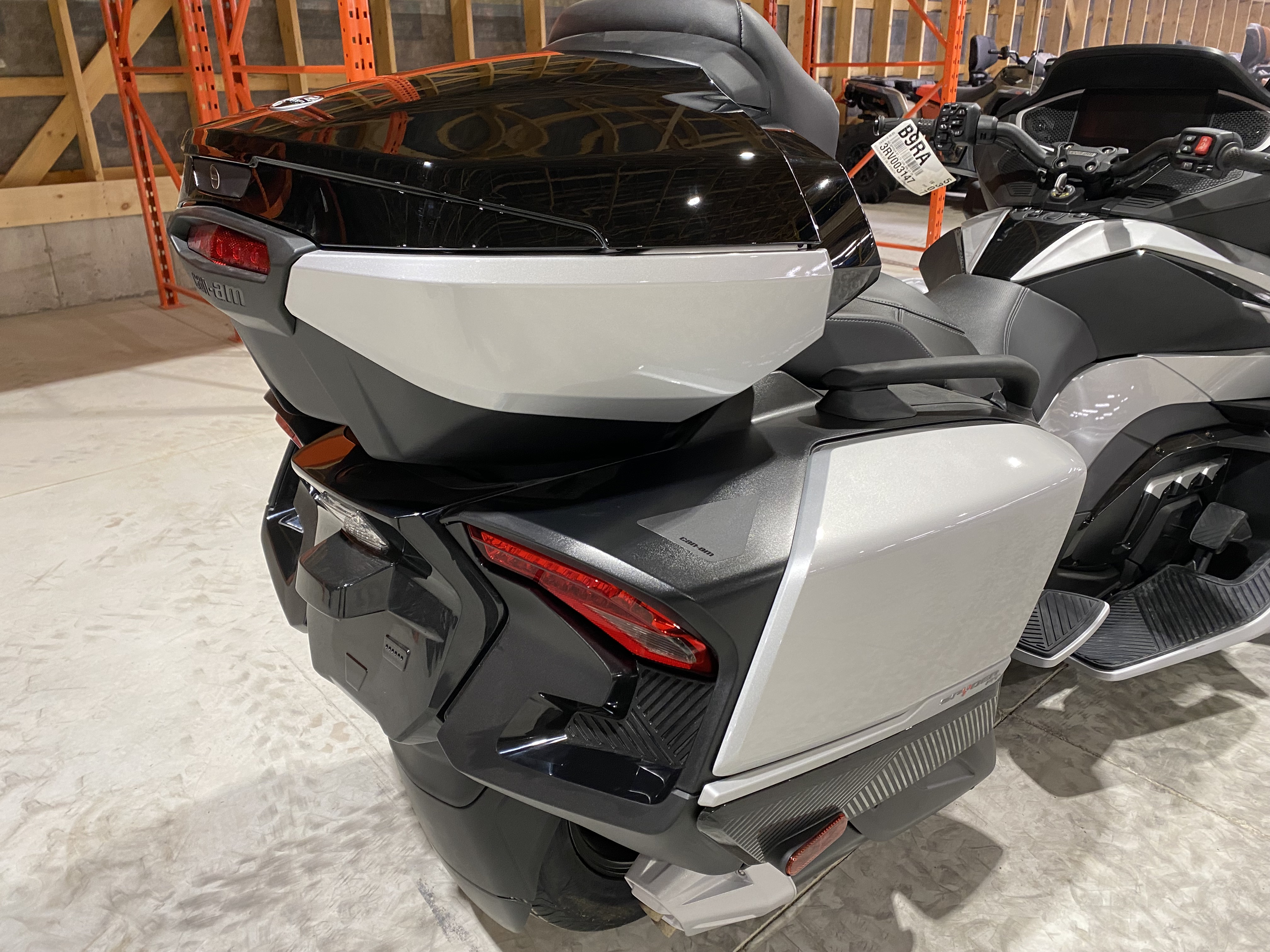 2024 Can-Am Spyder RT Limited - Photo 6