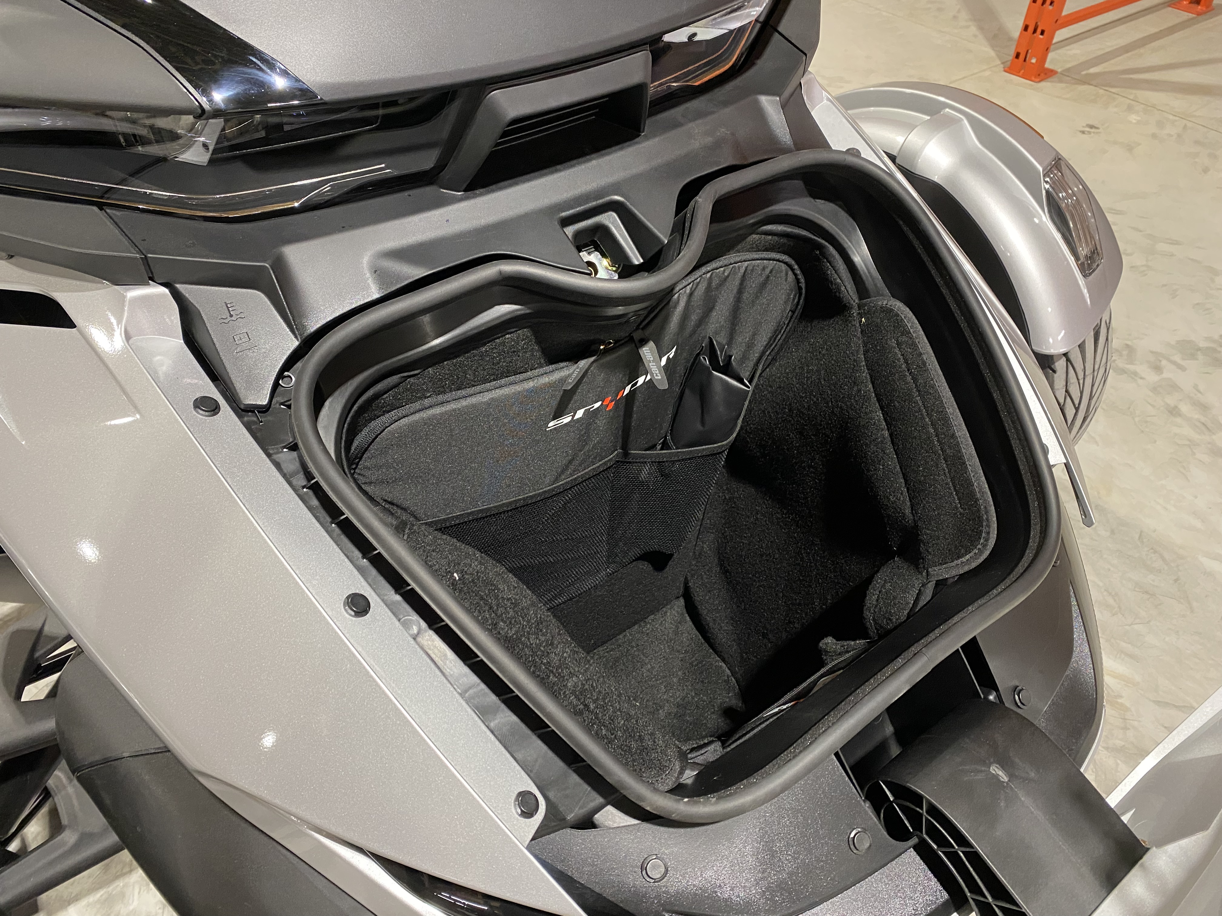 2024 Can-Am Spyder RT Limited - Photo 9
