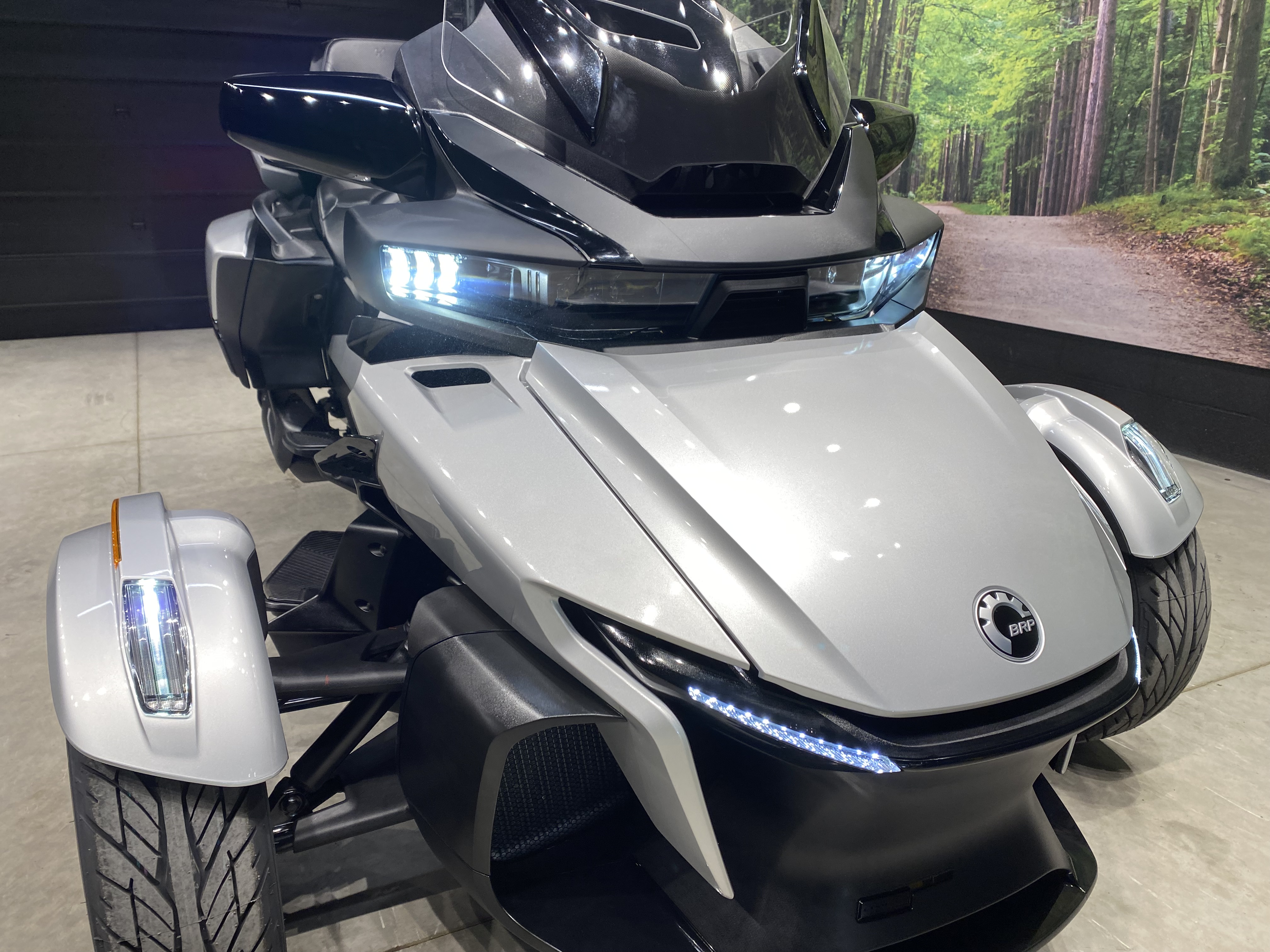 2024 Can-Am Spyder RT Limited - Photo 5