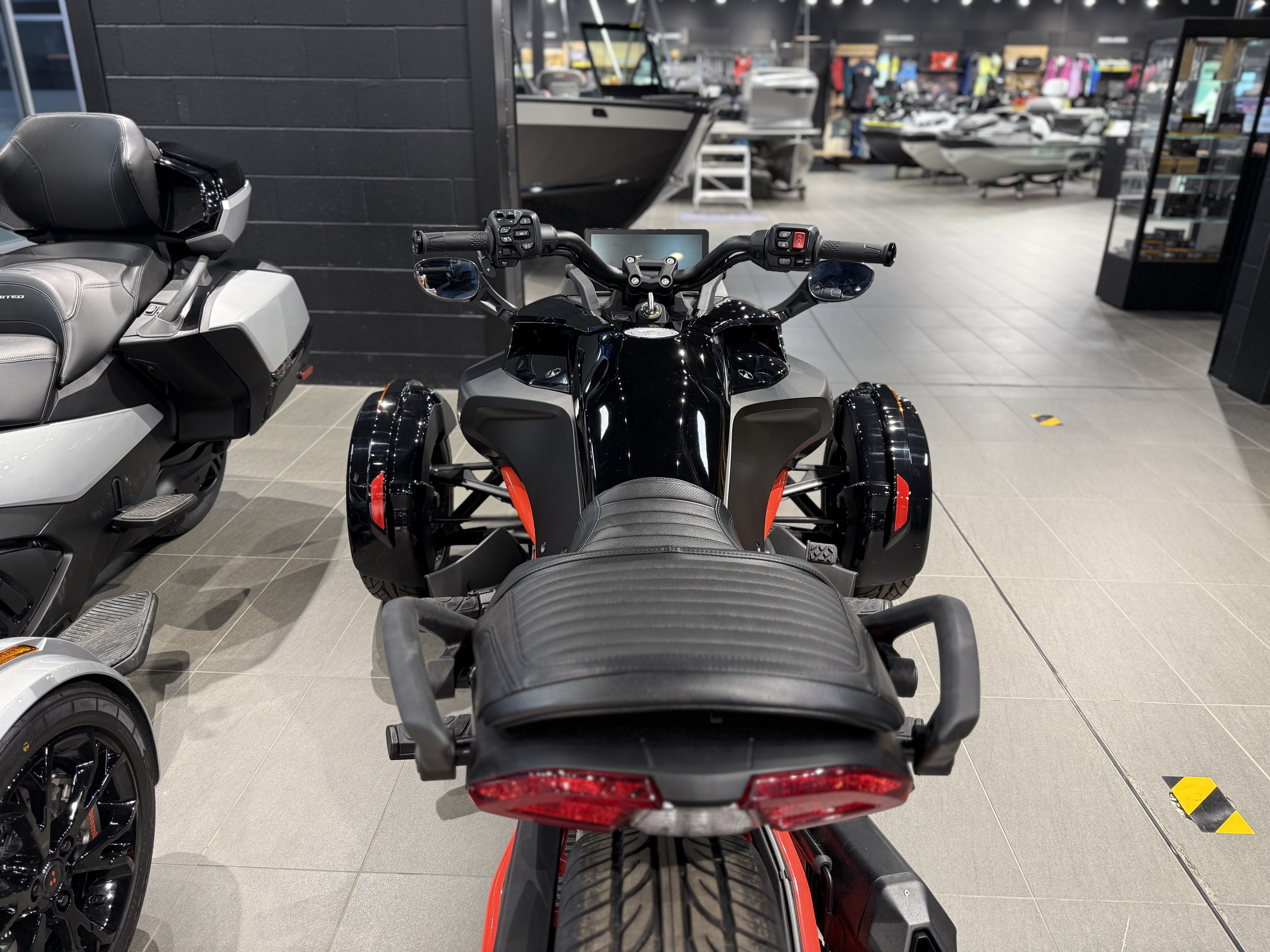 2024 Can-Am Spyder F3 S - Photo 5