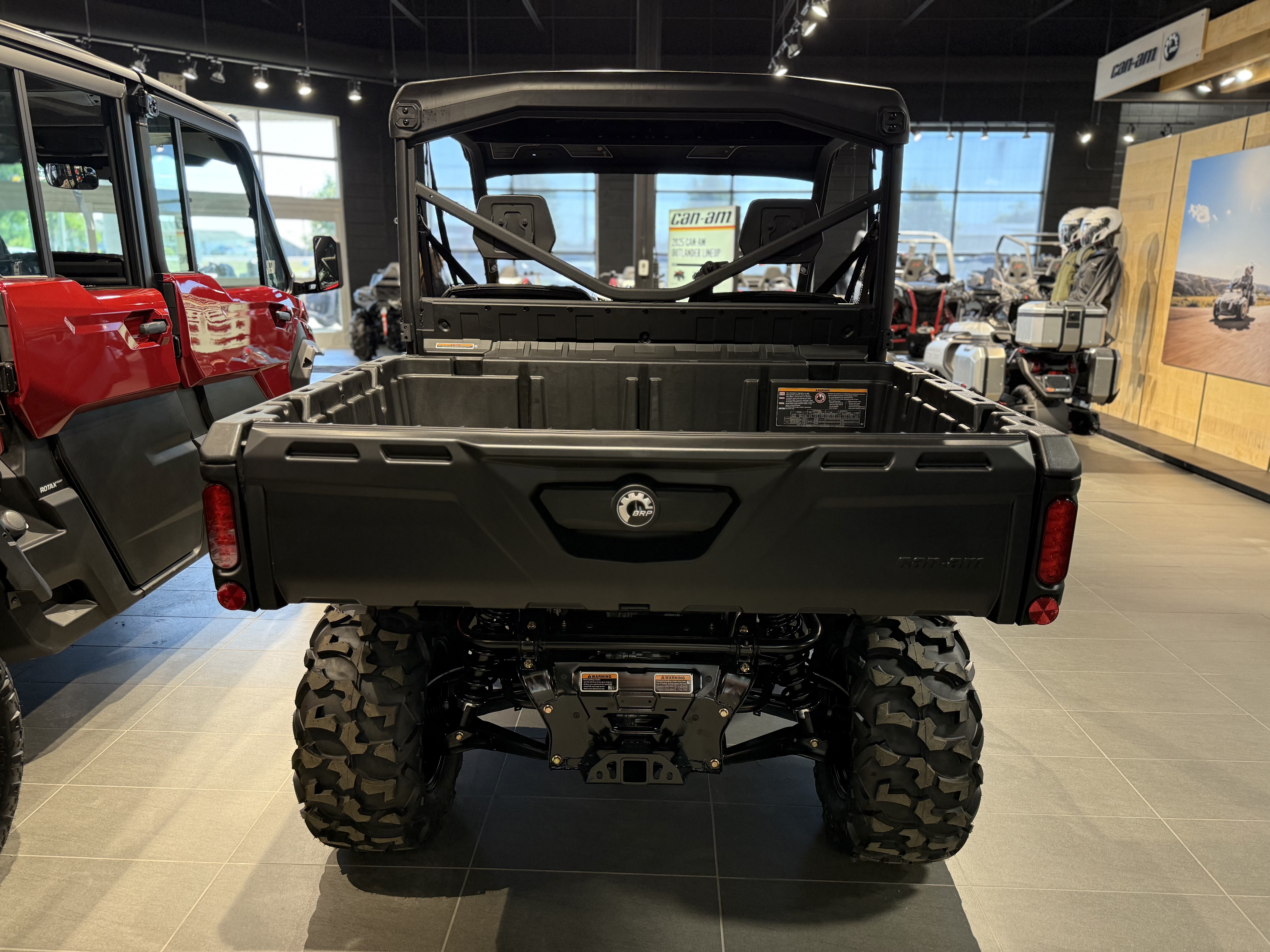 2025 Can-Am Defender XT HD9 - Photo 5