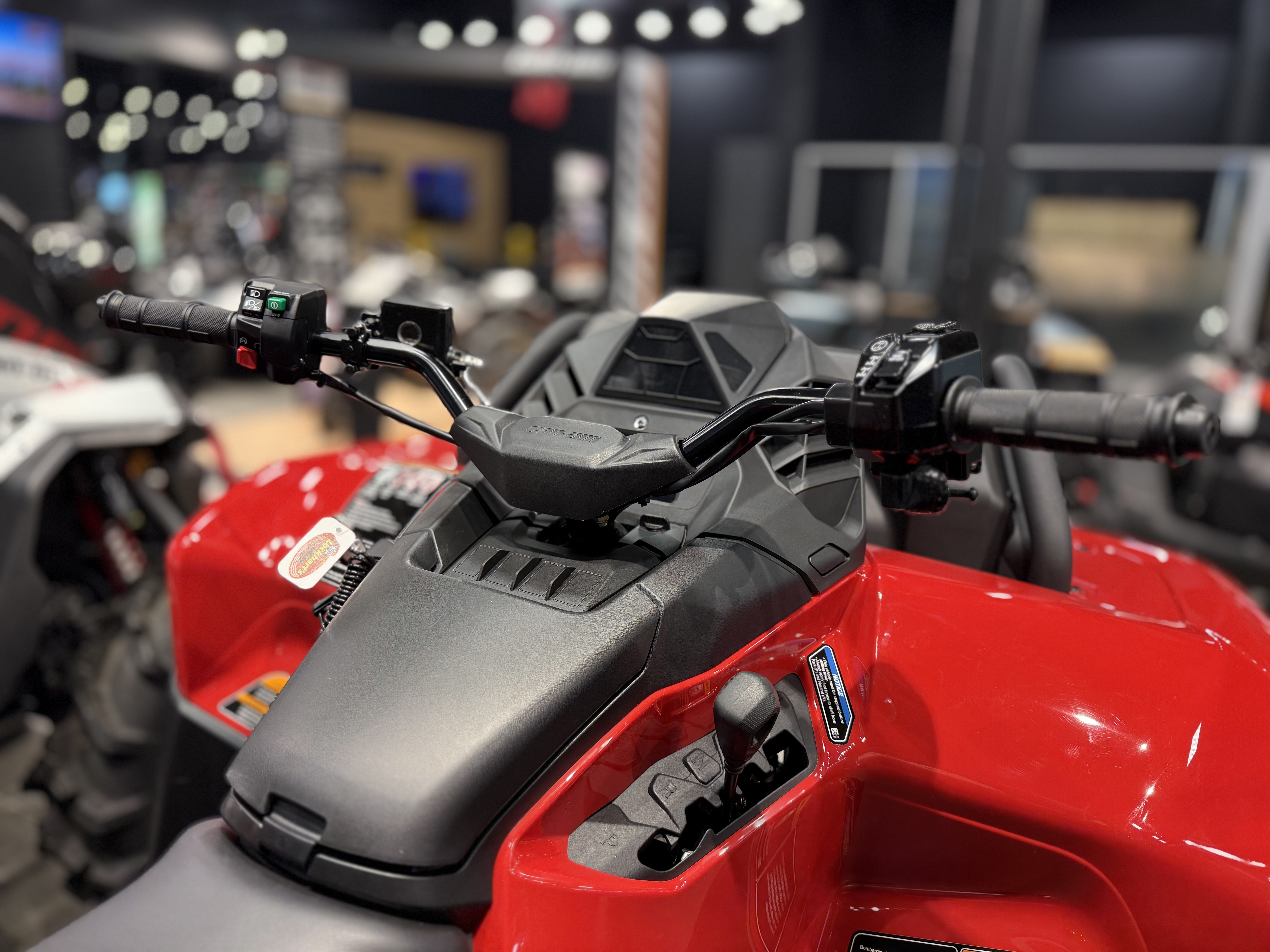 2025 Can-Am Outlander XMR 700 - Photo 7