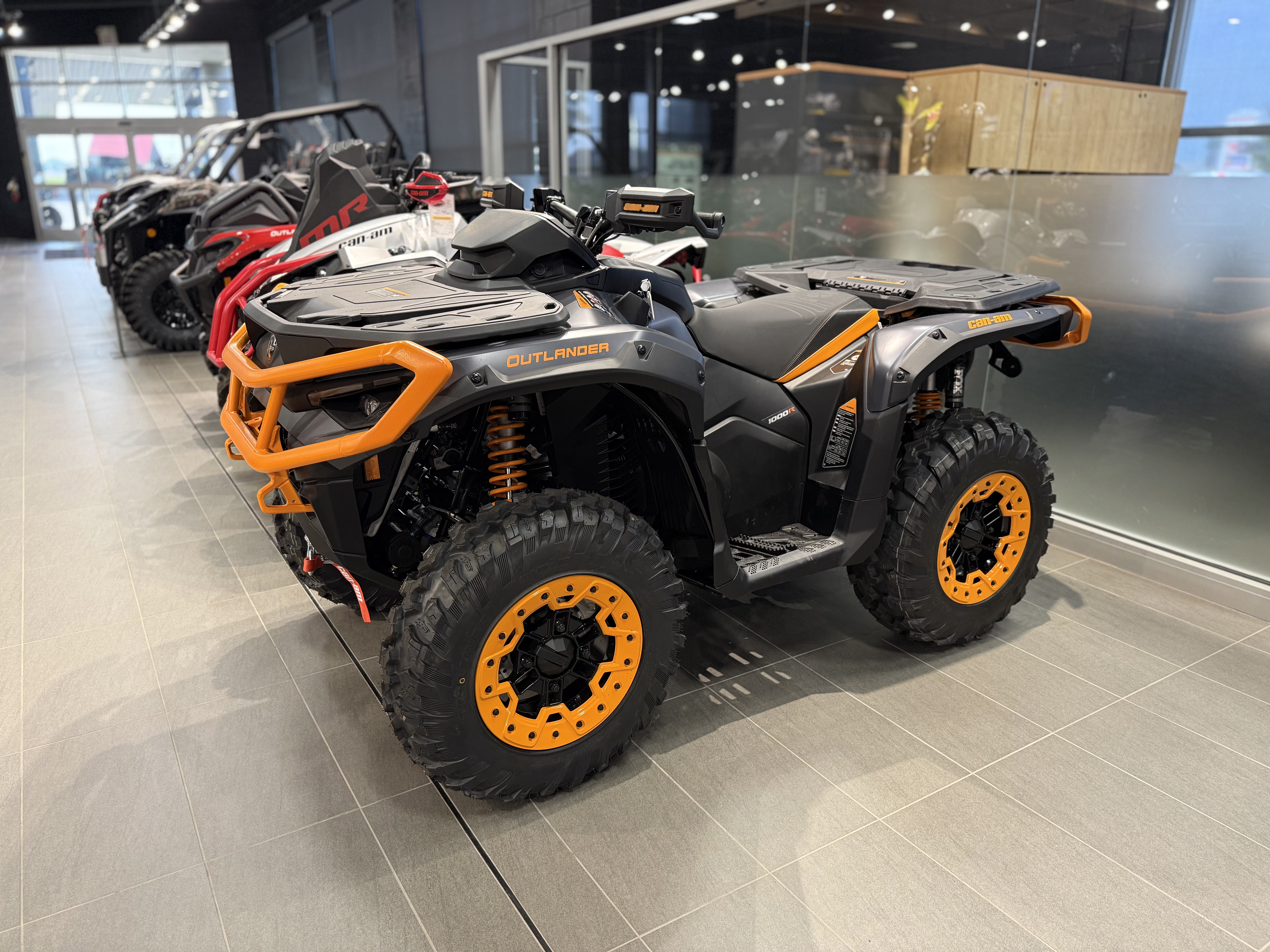 2025 Can-Am Outlander XT-P 1000R - Photo 3