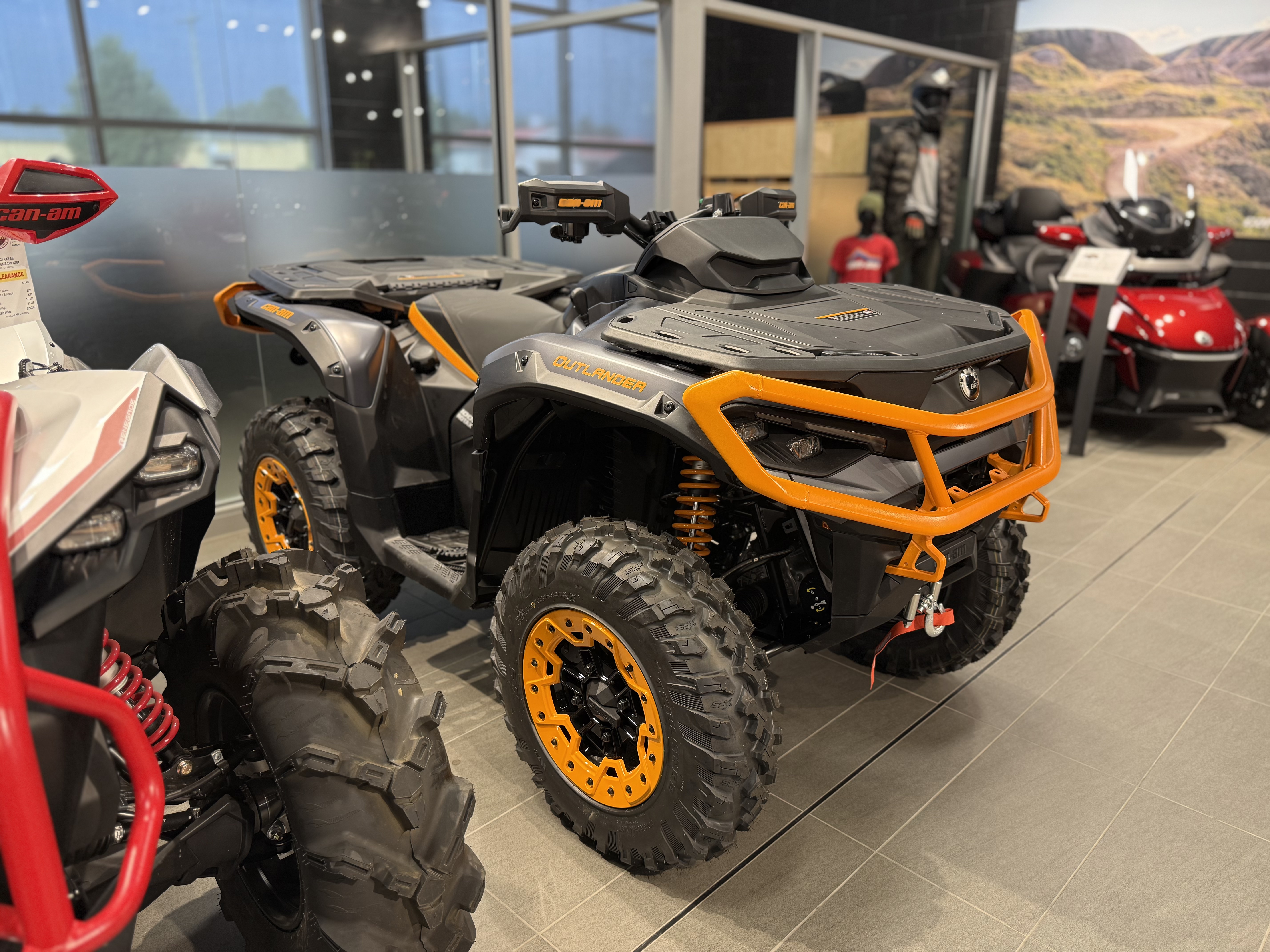 2025 Can-Am Outlander XT-P 1000R - Photo 6