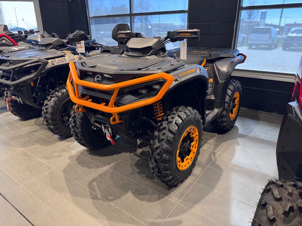 2025 Can-Am Outlander XT-P 1000R - Photo 7