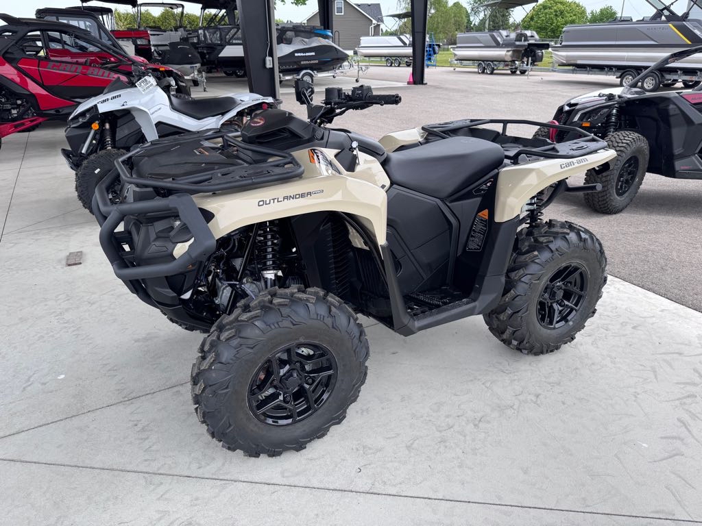 2025 Can-Am Outlander Pro XU HD7