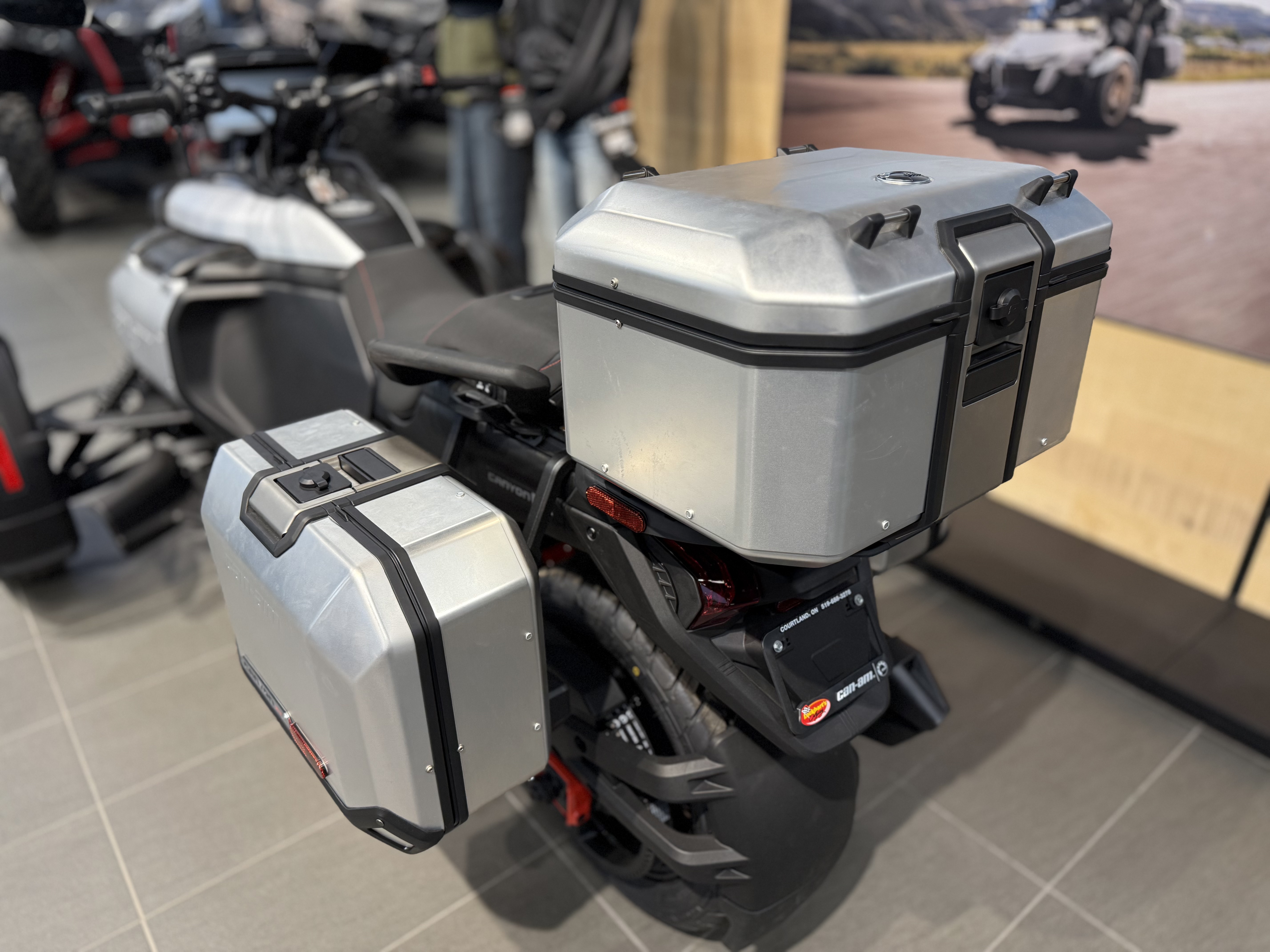 2025 Can-Am Canyon XT - Photo 5