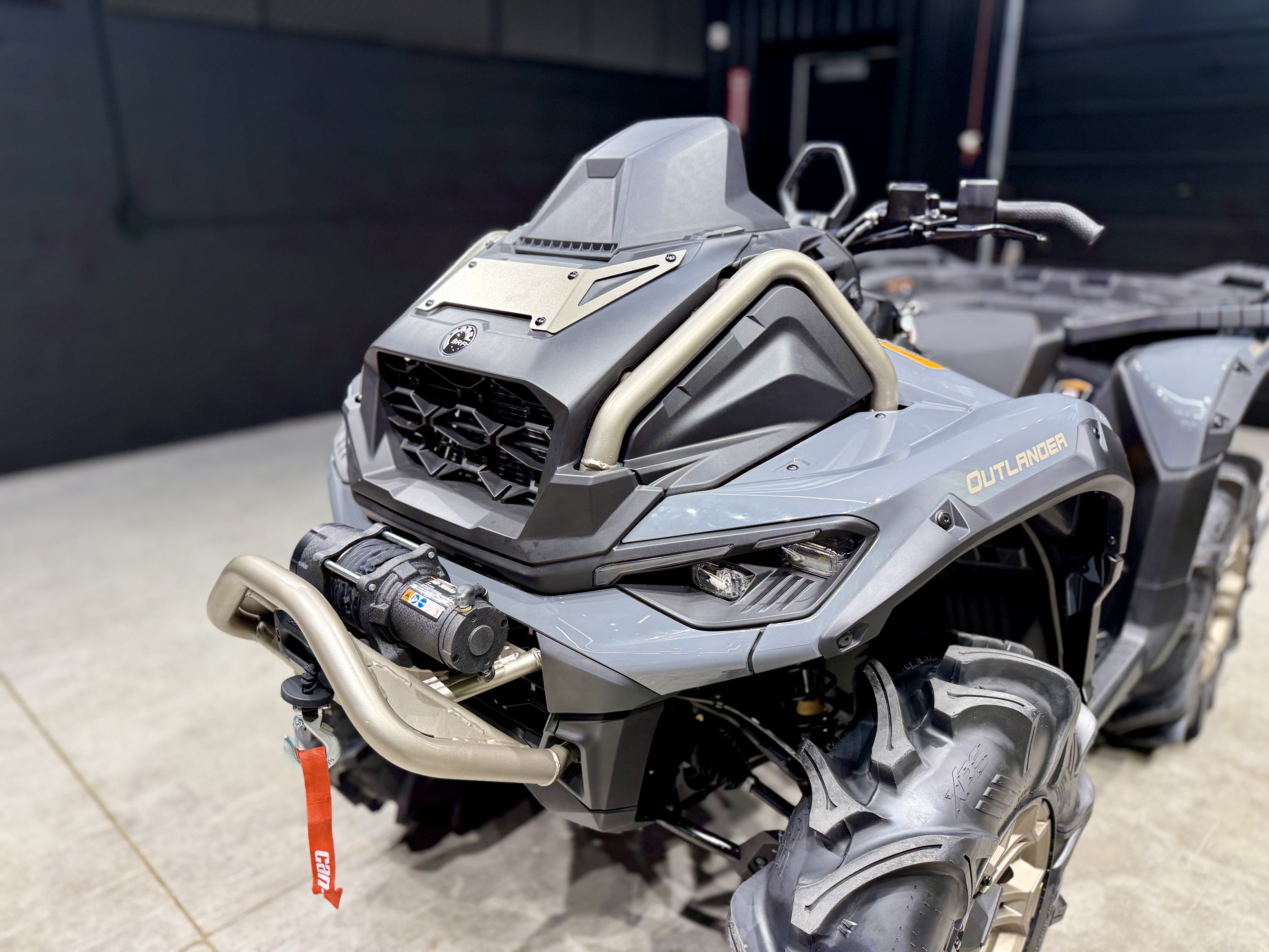 2026 Can-Am OUTLANDER XMR 1000R - Photo 13