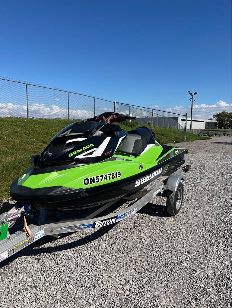 2017 Sea-Doo GTR-X 230