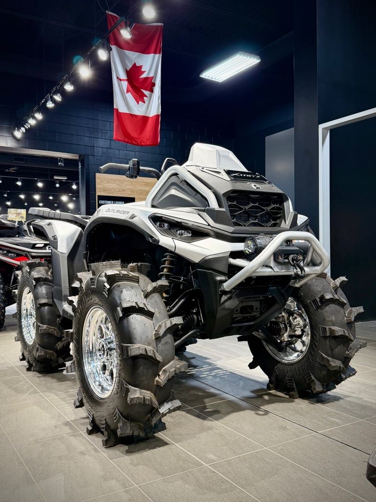 2025 Can-Am CUSTOM SILVER OUTLANDER XMR 1000R