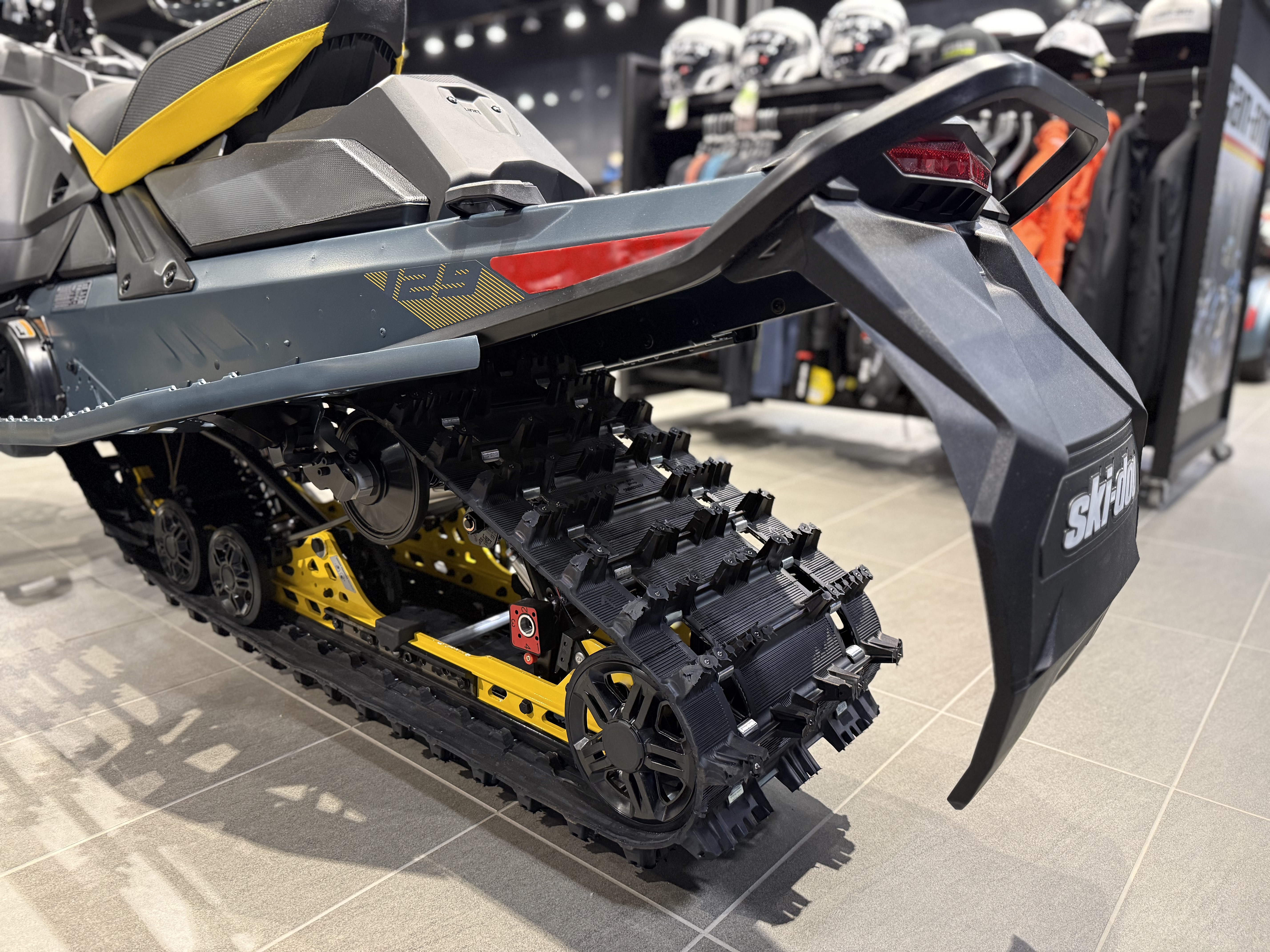 2026 Ski-Doo MXZ XRS 850 E-TEC 129 1.5 - Photo 10