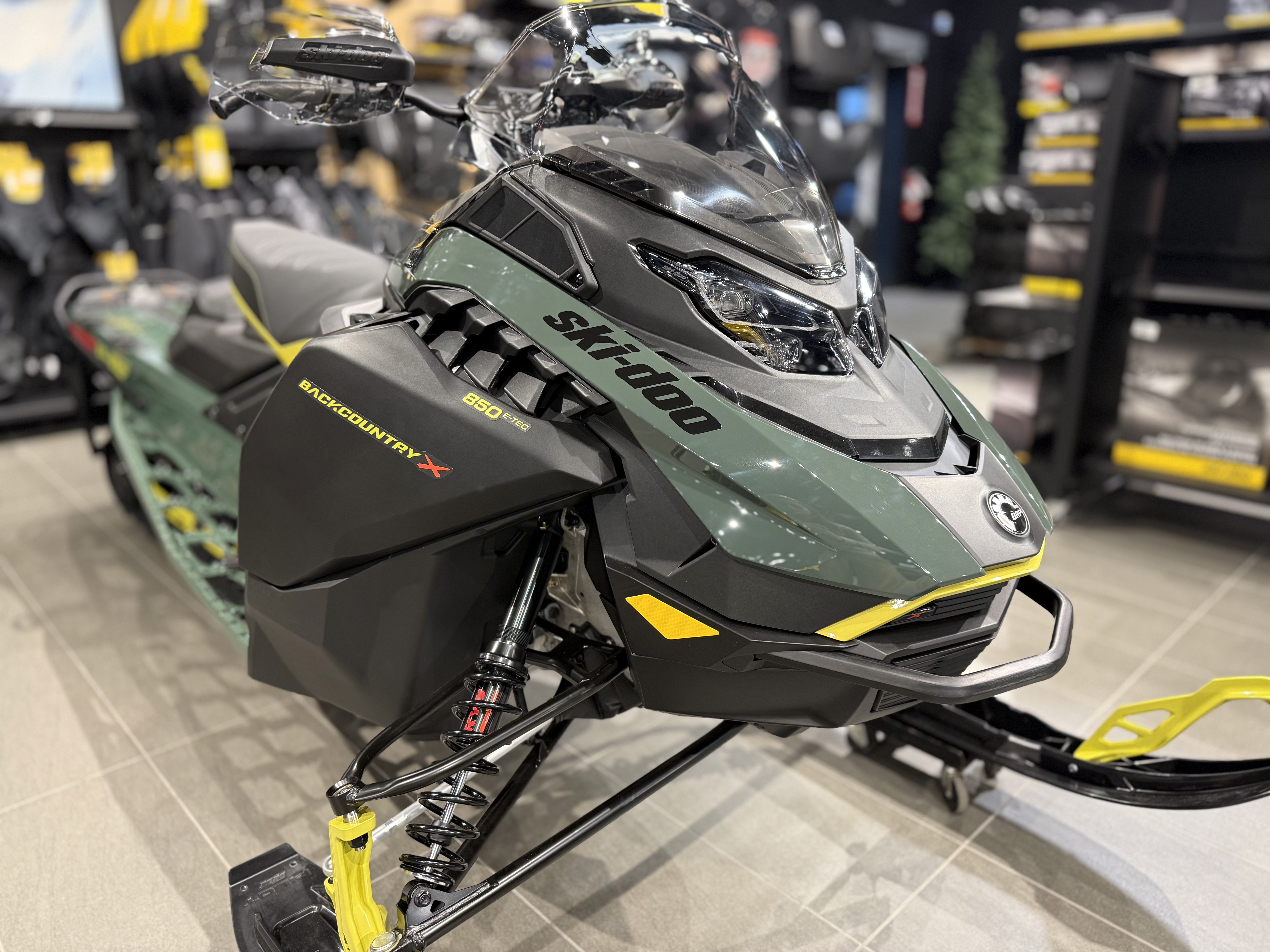 2026 Ski-Doo Backcountry X 850 E-TEC 146 1.5 - Photo 4