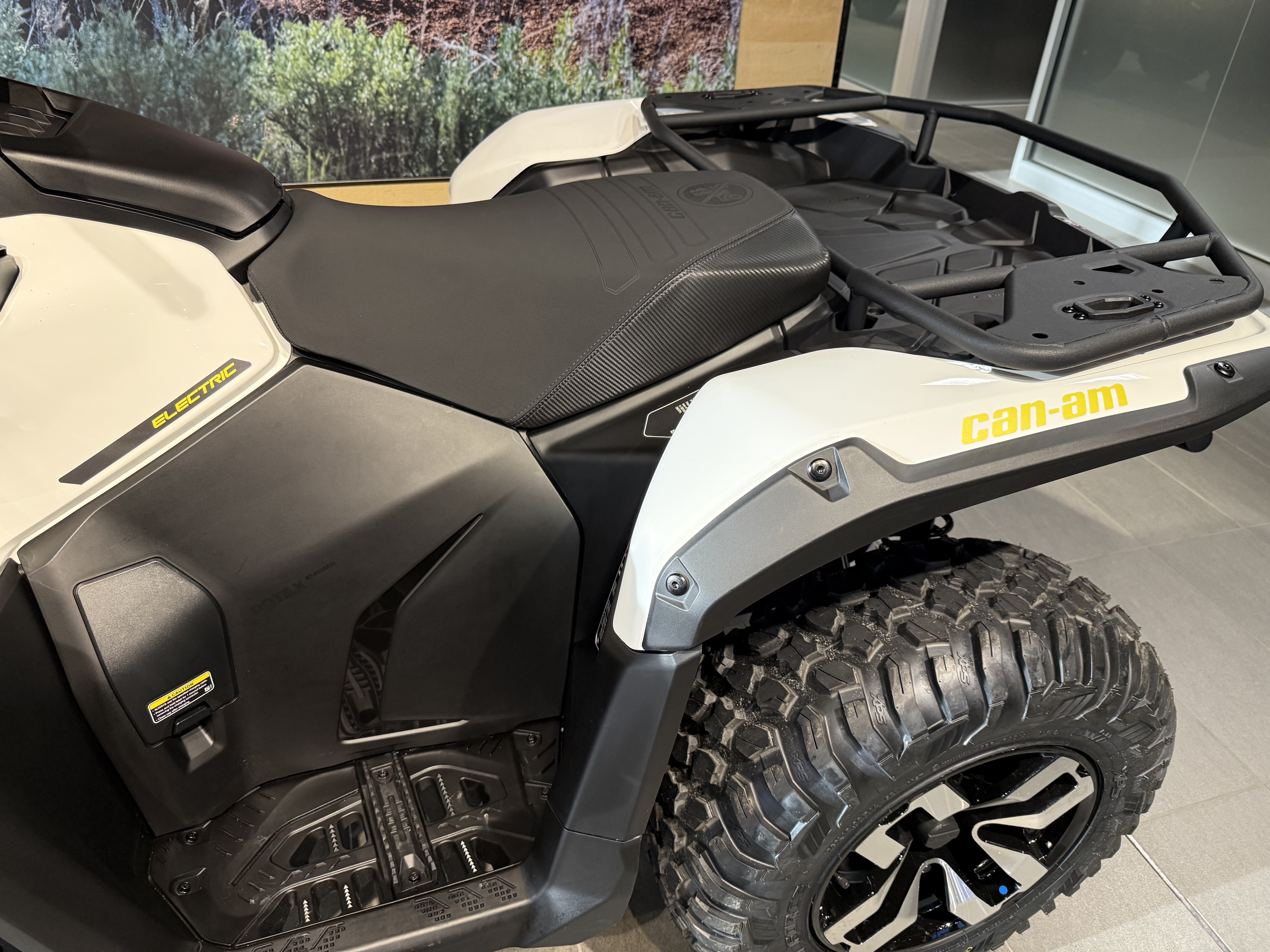 2026 Can-Am Outlander Electric ROTAX E-POWER - Photo 14