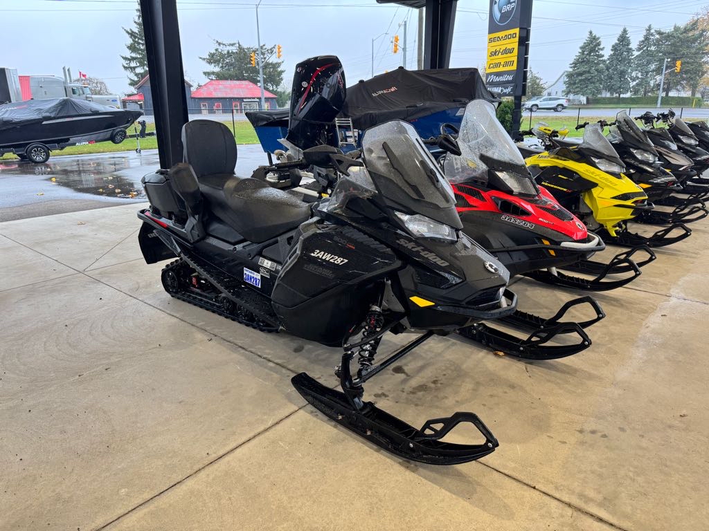 2023 Ski-Doo Grand Touring Limited 900 Turbo 130hp