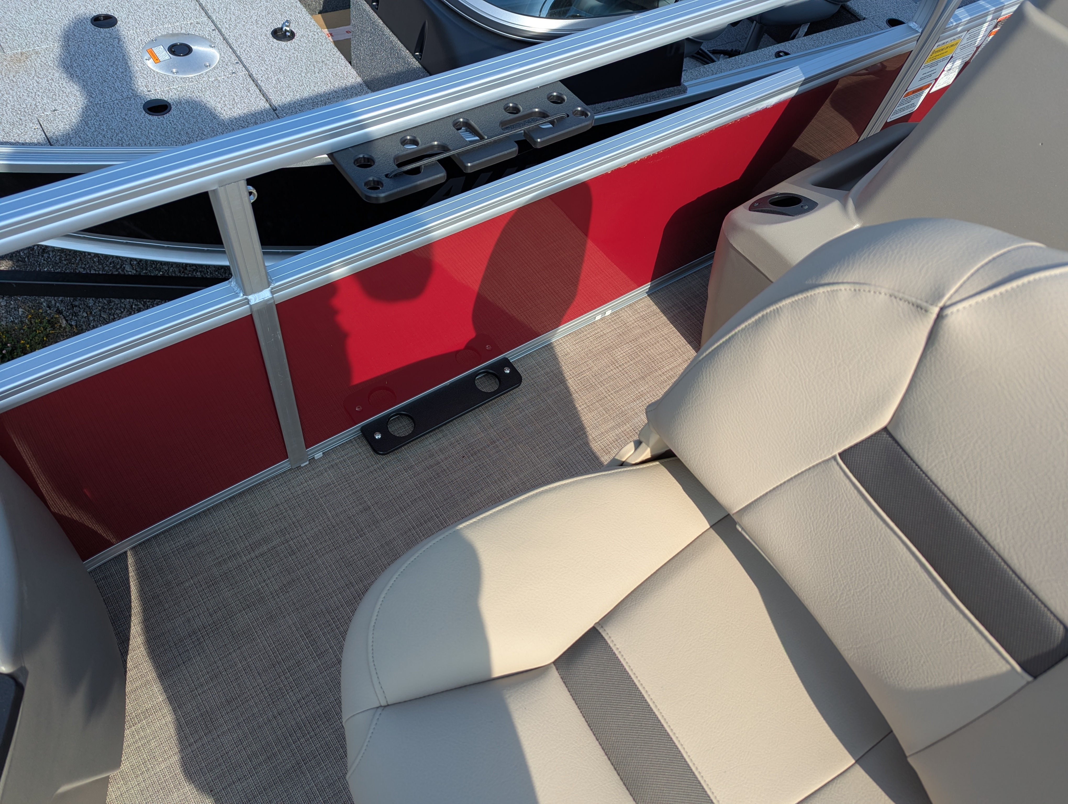 2024 Sun Tracker Bass Buggy 18 DLX - Photo 8
