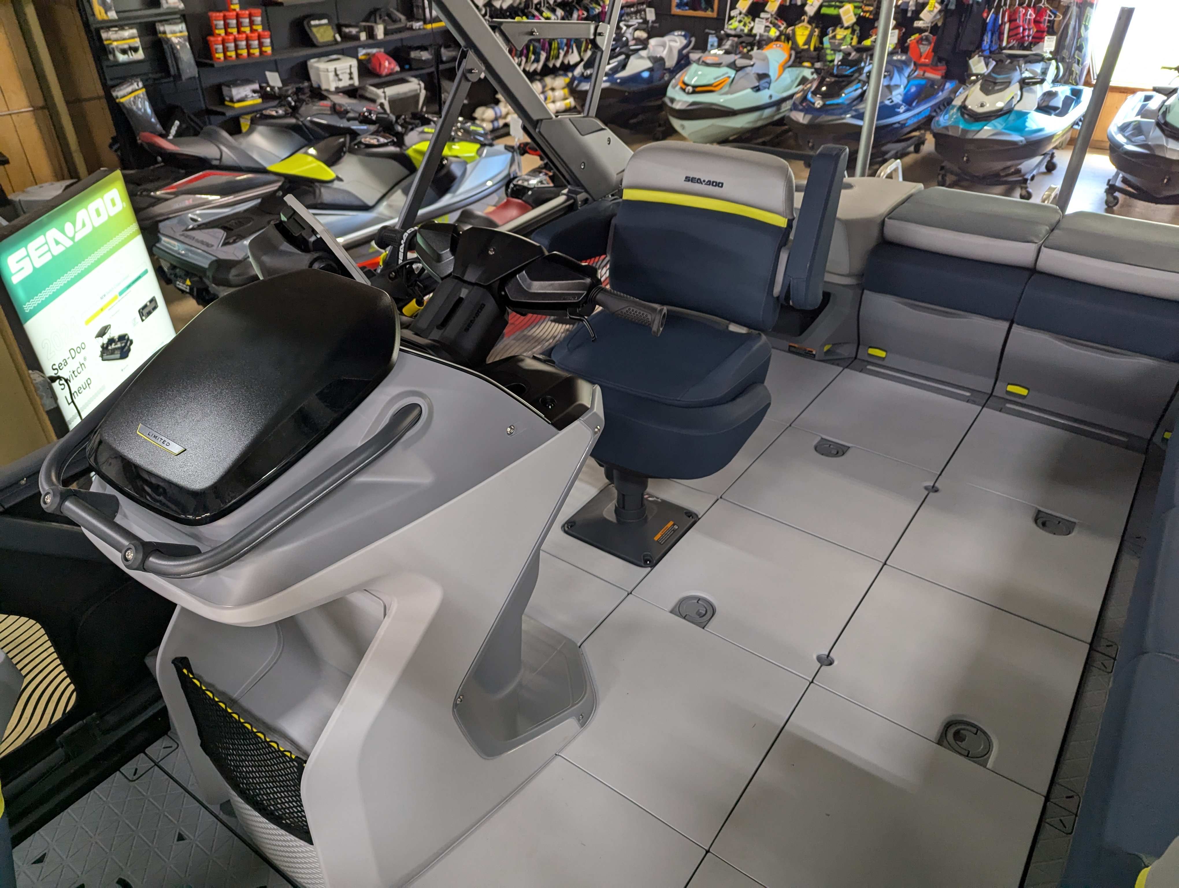 2025 Sea-Doo Switch Cruise Limited 21 - 230 HP - Photo 5