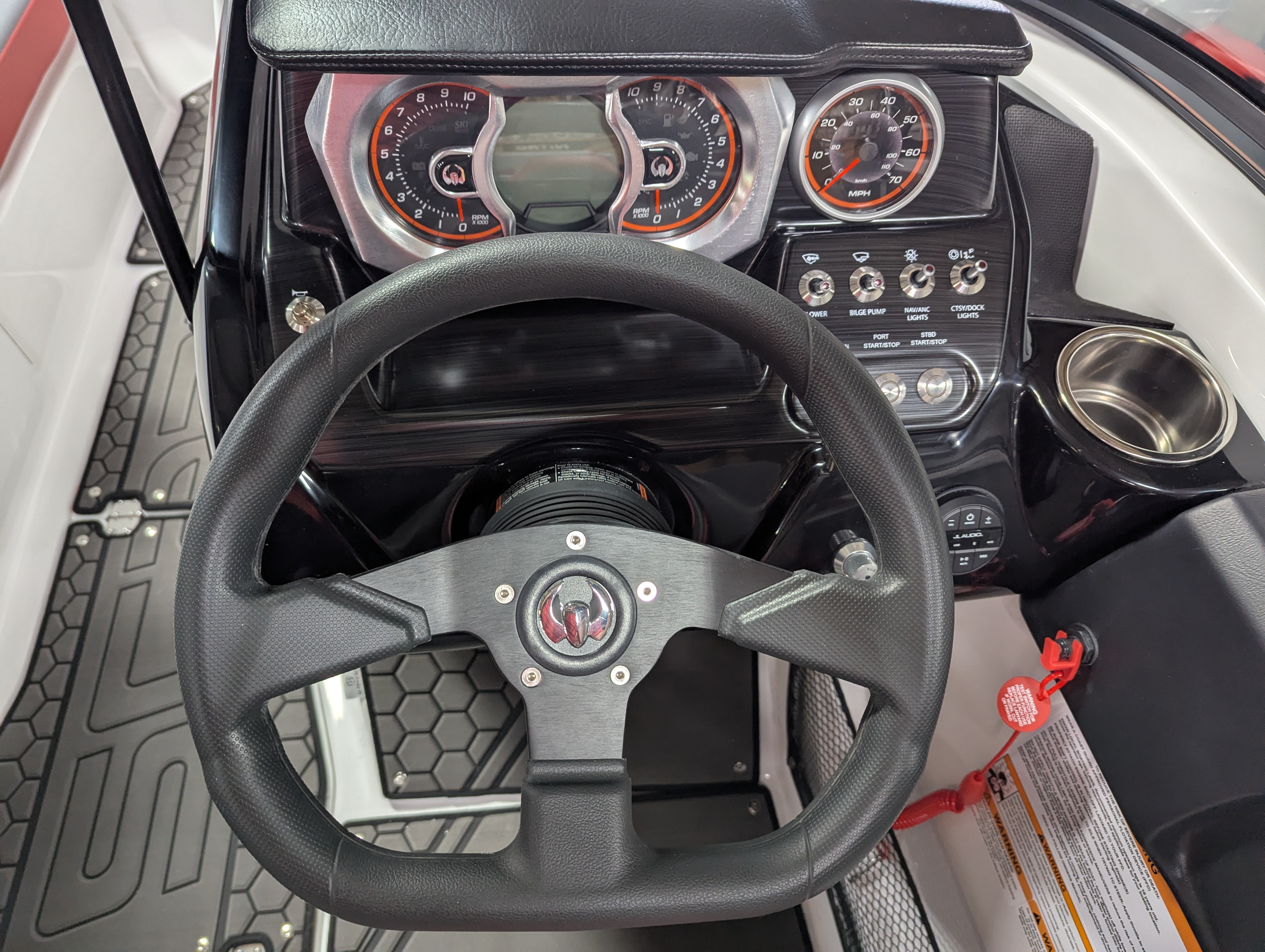 2025 Scarab 215LX - Photo 6