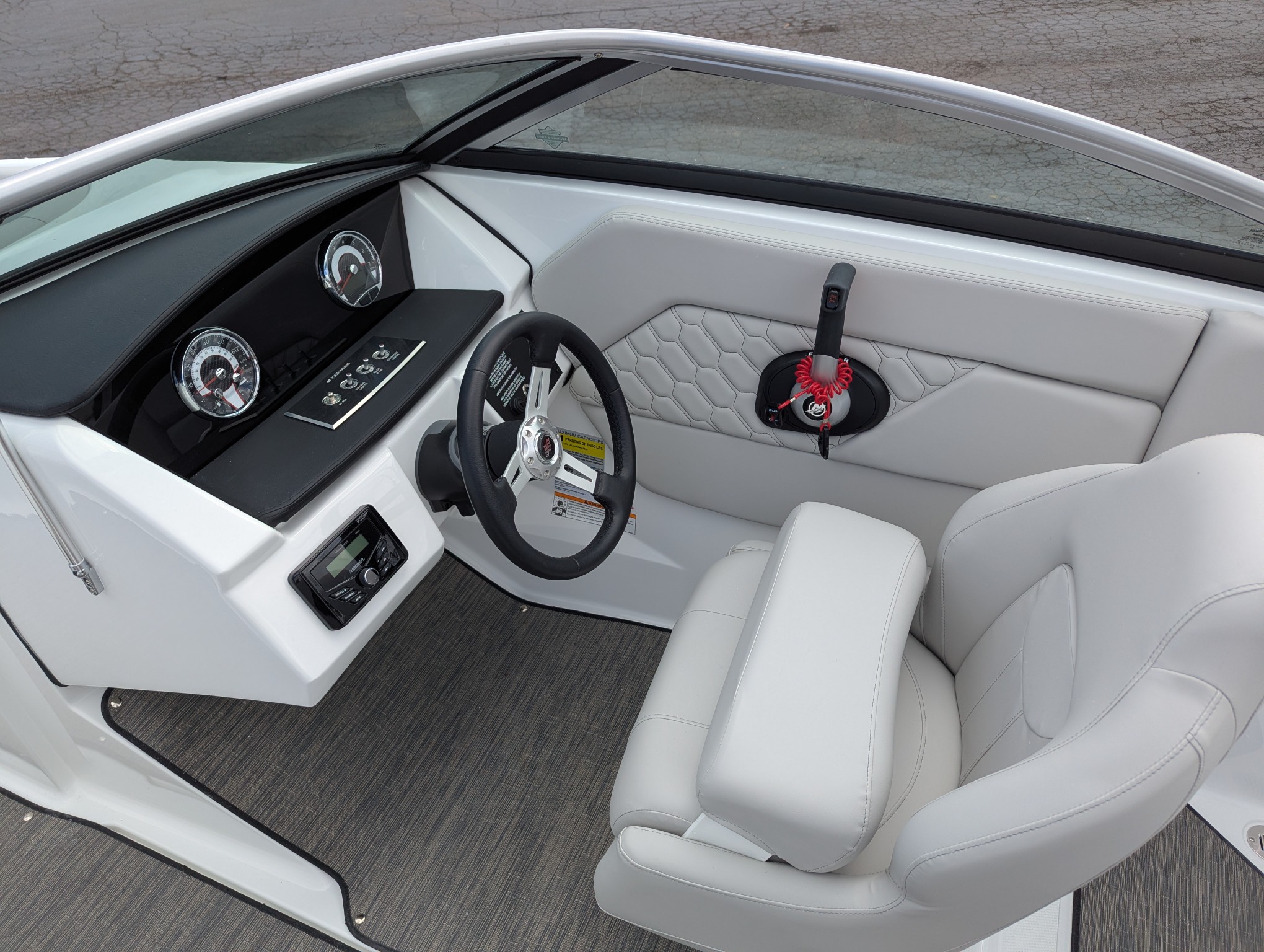 2025 Four Winns H-Series H1 Freedom - Photo 11