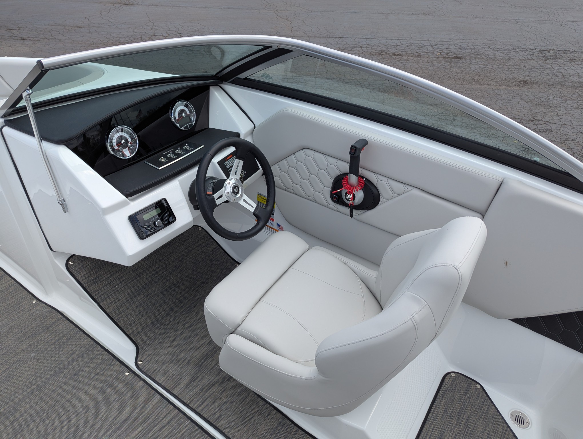 2025 Four Winns H-Series H1 Freedom - Photo 7