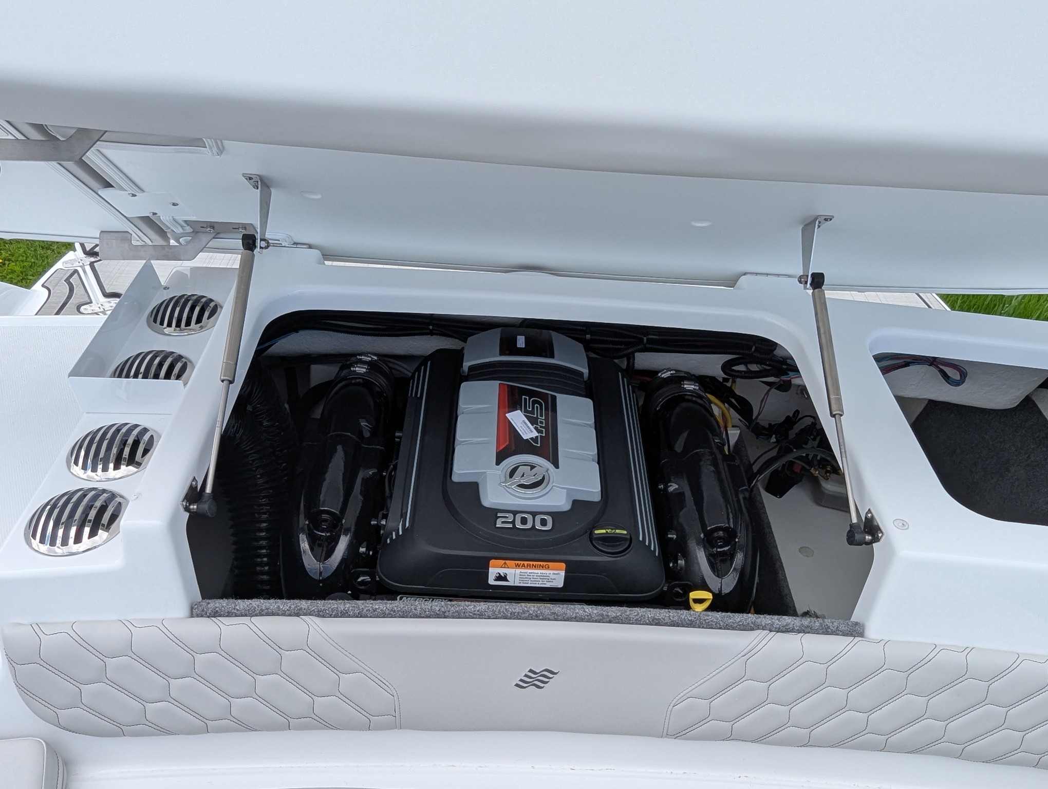 2025 Four Winns H-Series H1 Freedom - Photo 17