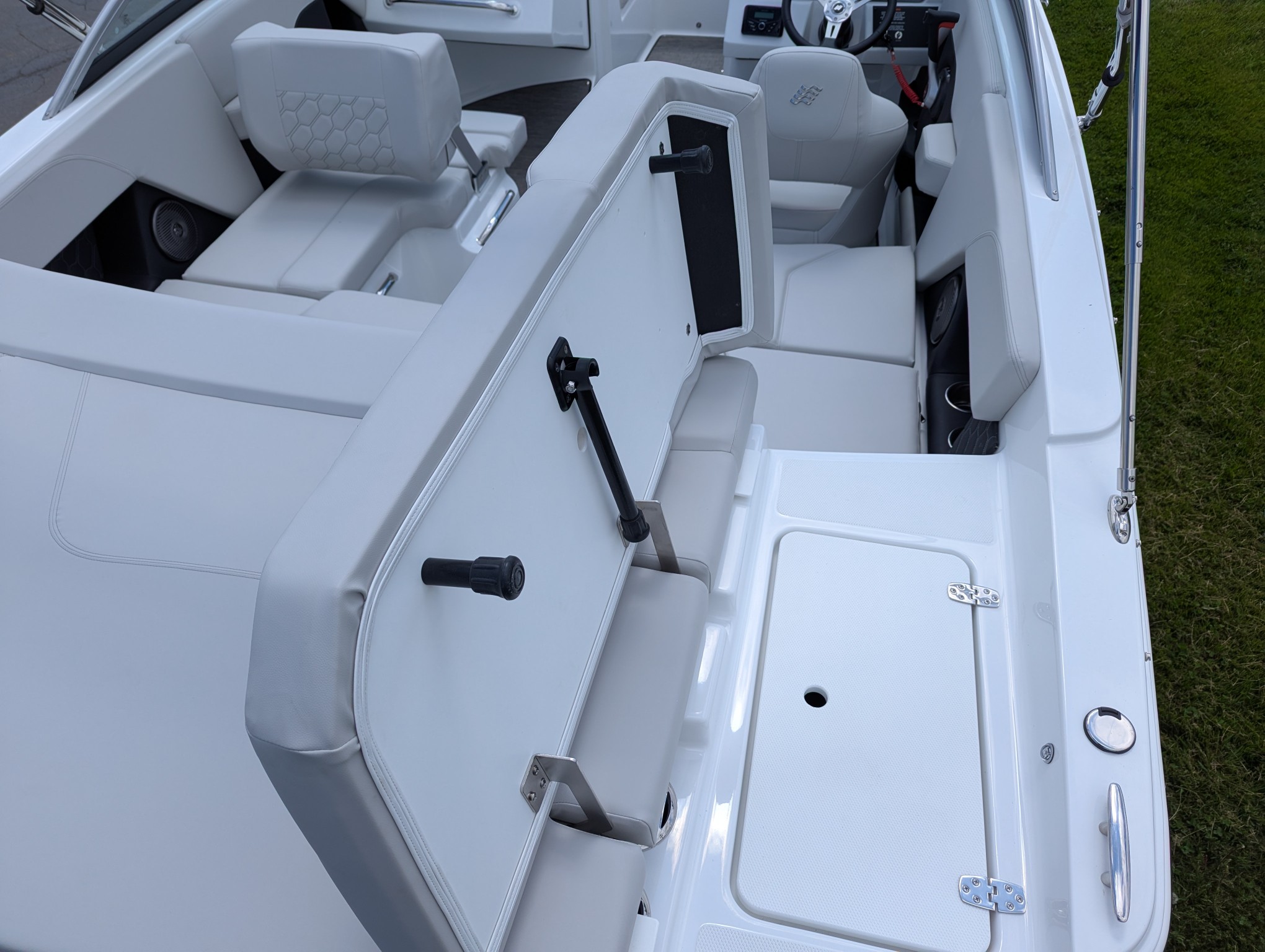 2025 Four Winns H-Series H2 Freedom - Photo 5