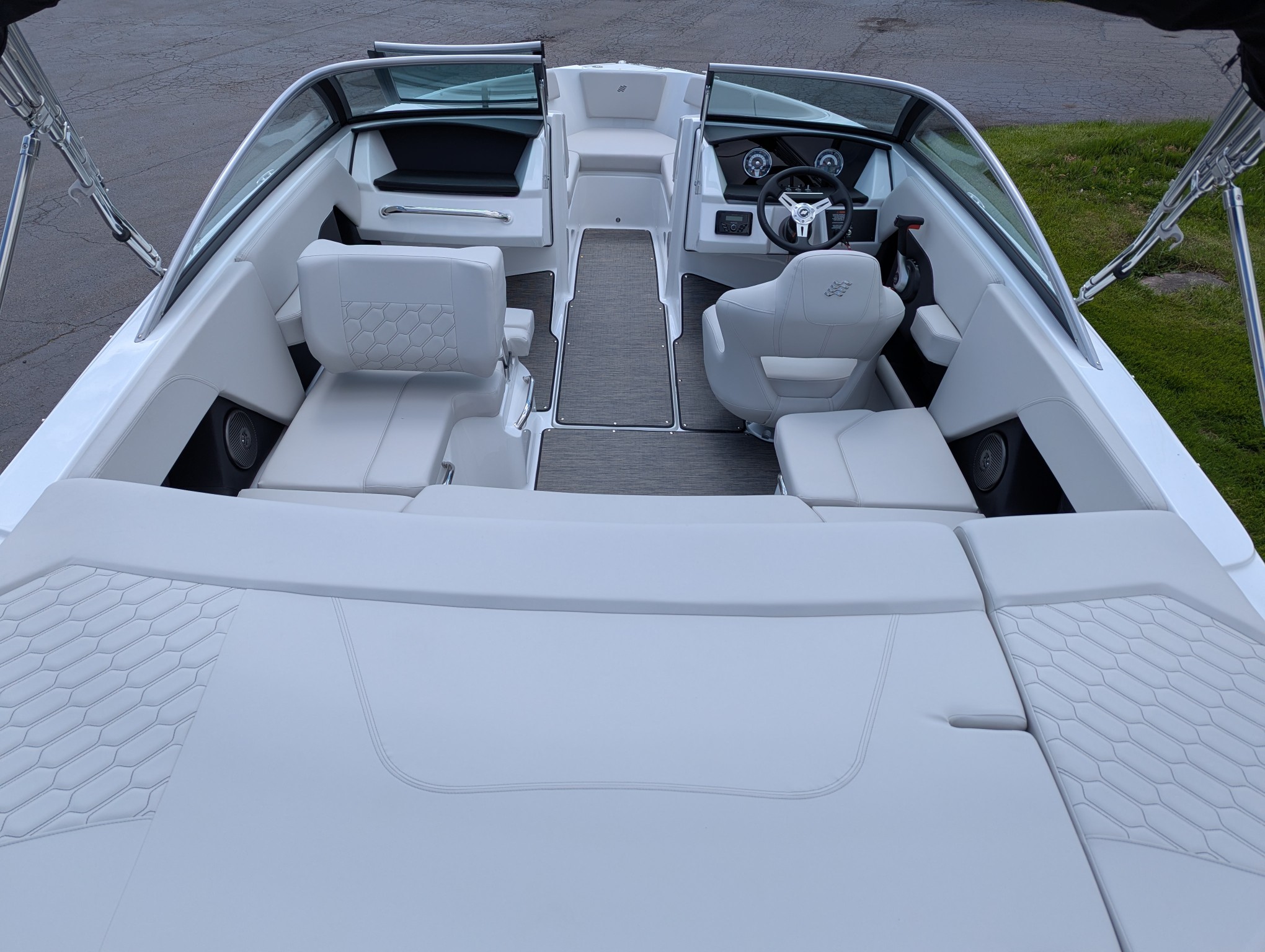2025 Four Winns H-Series H2 Freedom - Photo 6