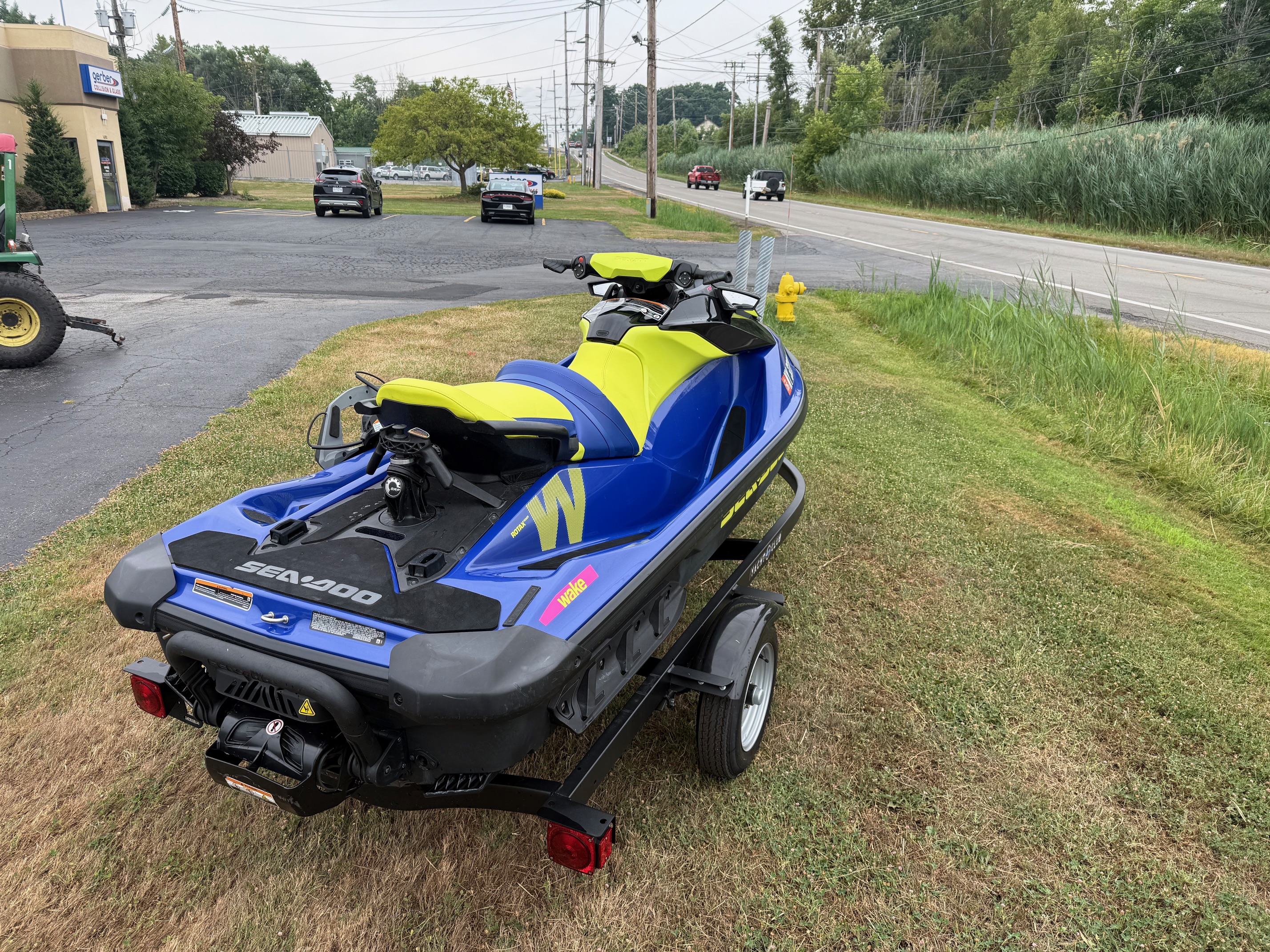 2020 Sea-Doo WAKE™ 170 iBR® - Photo 3