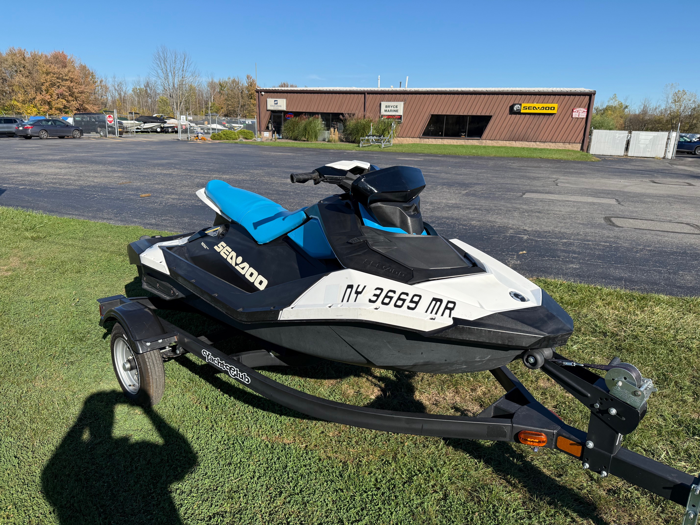 2019 Sea-Doo SPARK® 3up Rotax® 900 HO ACE™ w/iBR®, Sound System