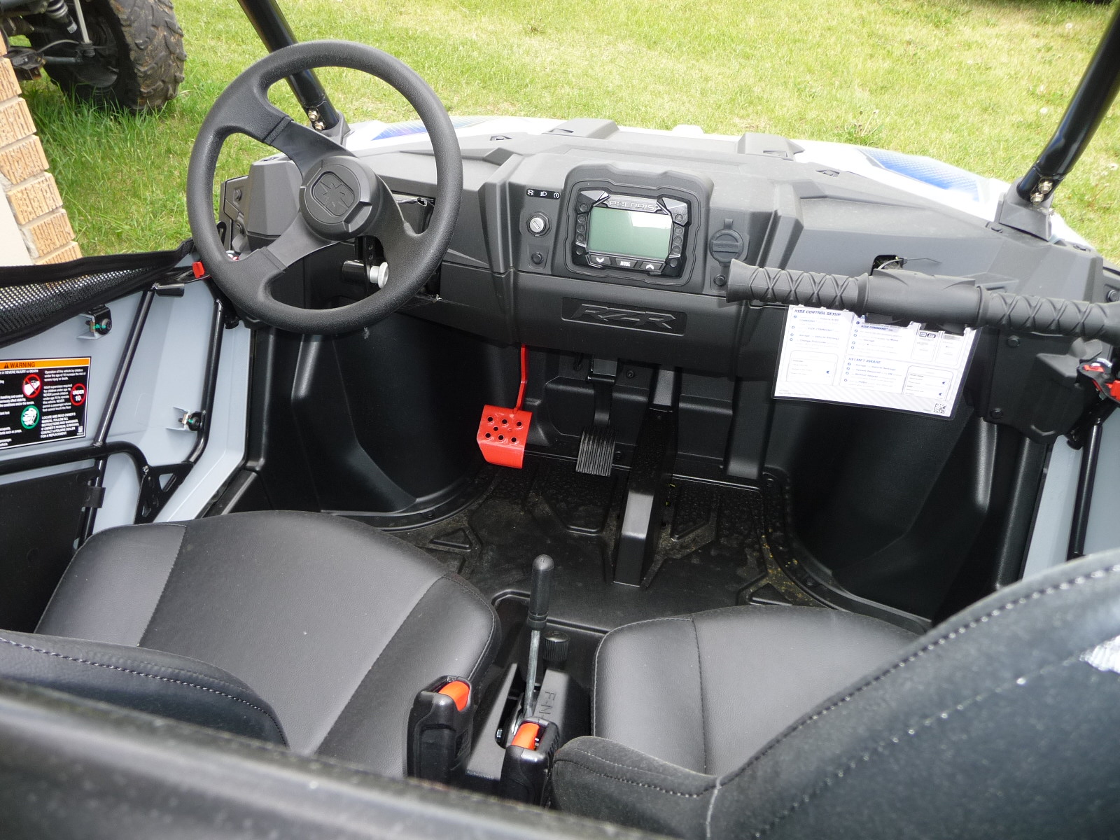 2025 Polaris RZR® 200 EFI - Photo 3
