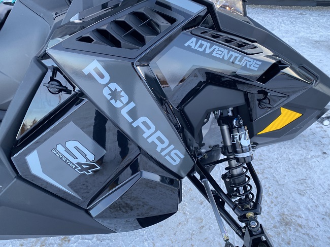 2025 Polaris TITAN® Prostar S4 Adventure 155 - Photo 9