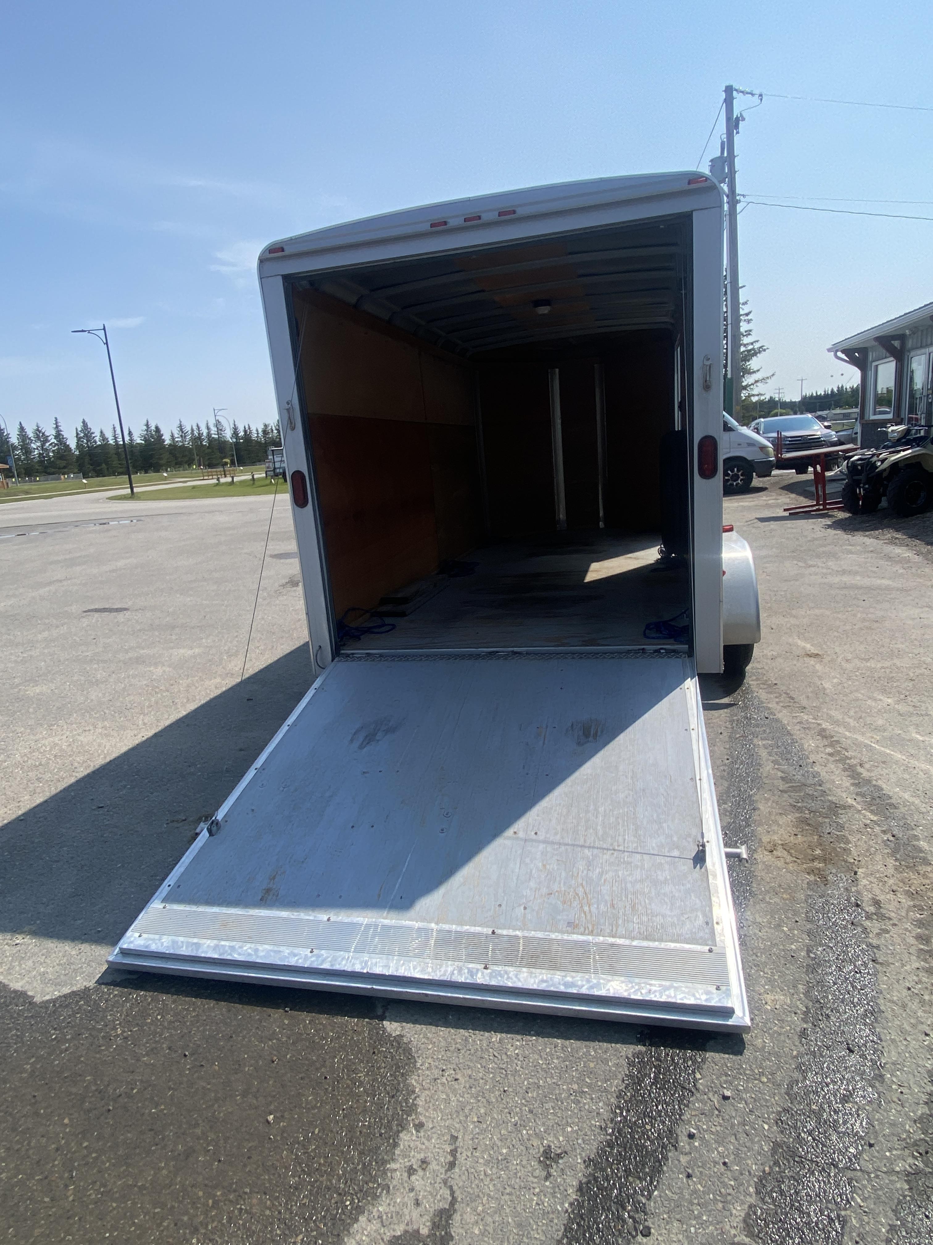 2009 Wells Cargo RF7142-V - Photo 3