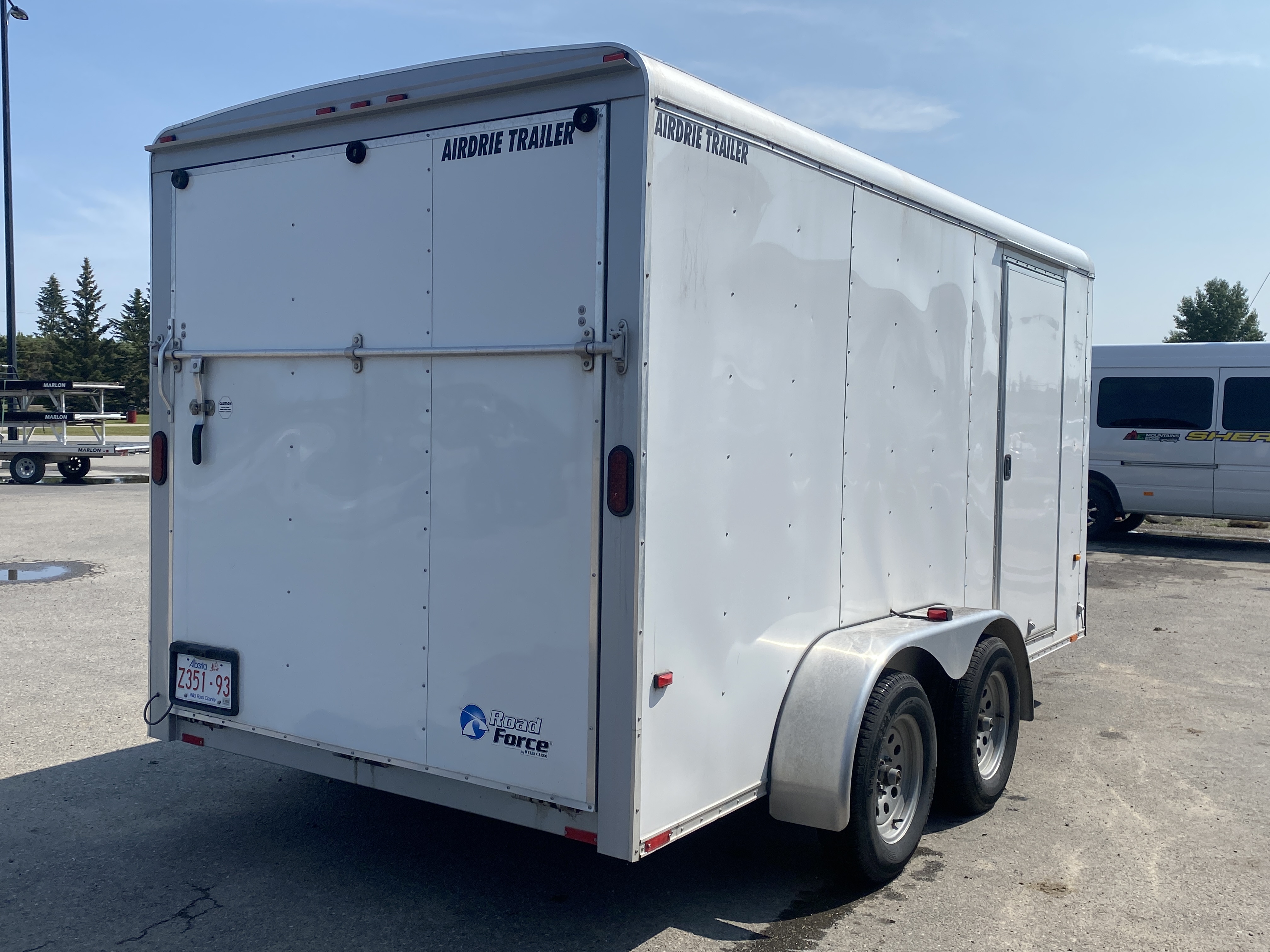 2009 Wells Cargo RF7142-V - Photo 2