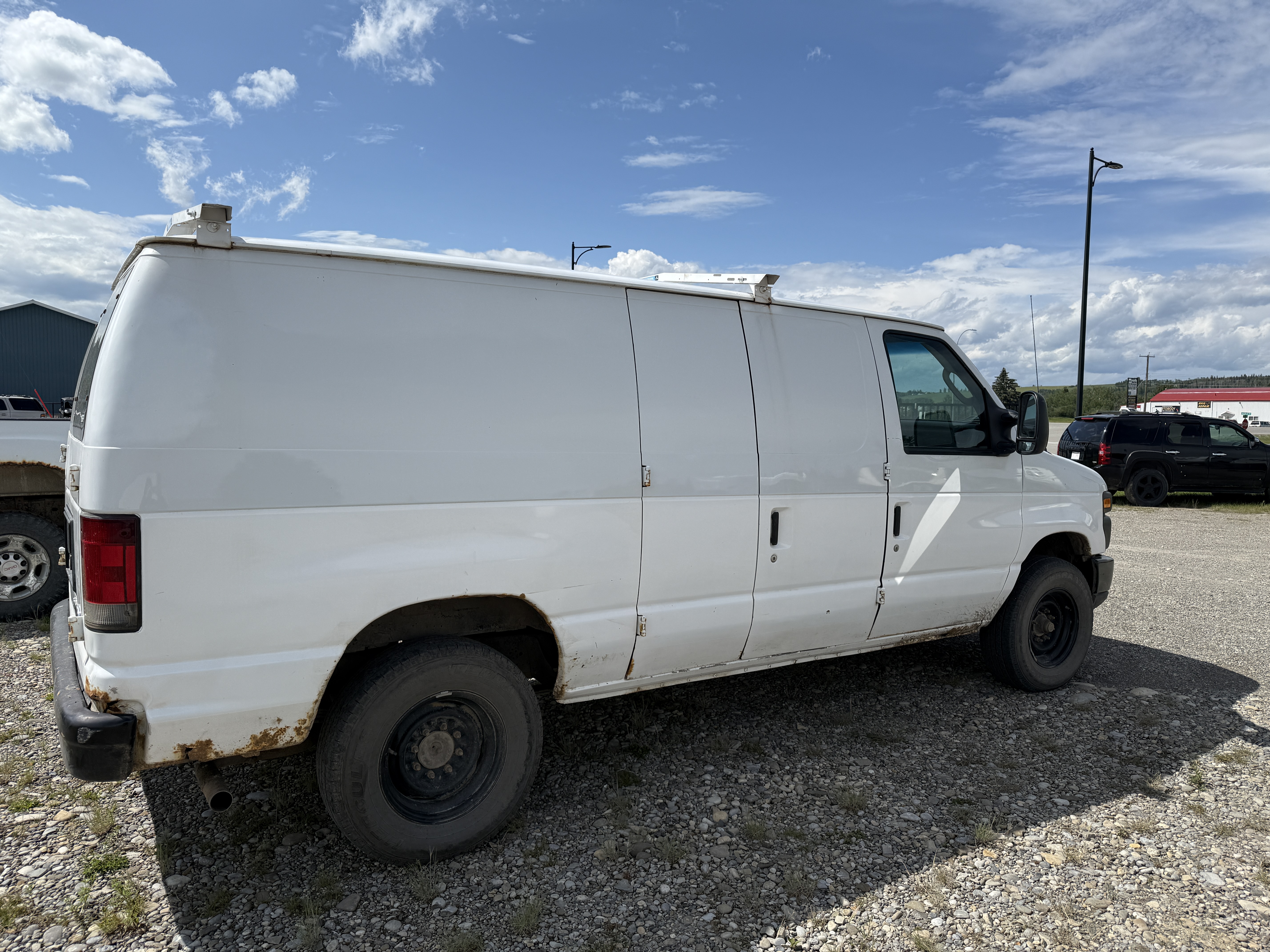 2011 FORD E-250 - Photo 7