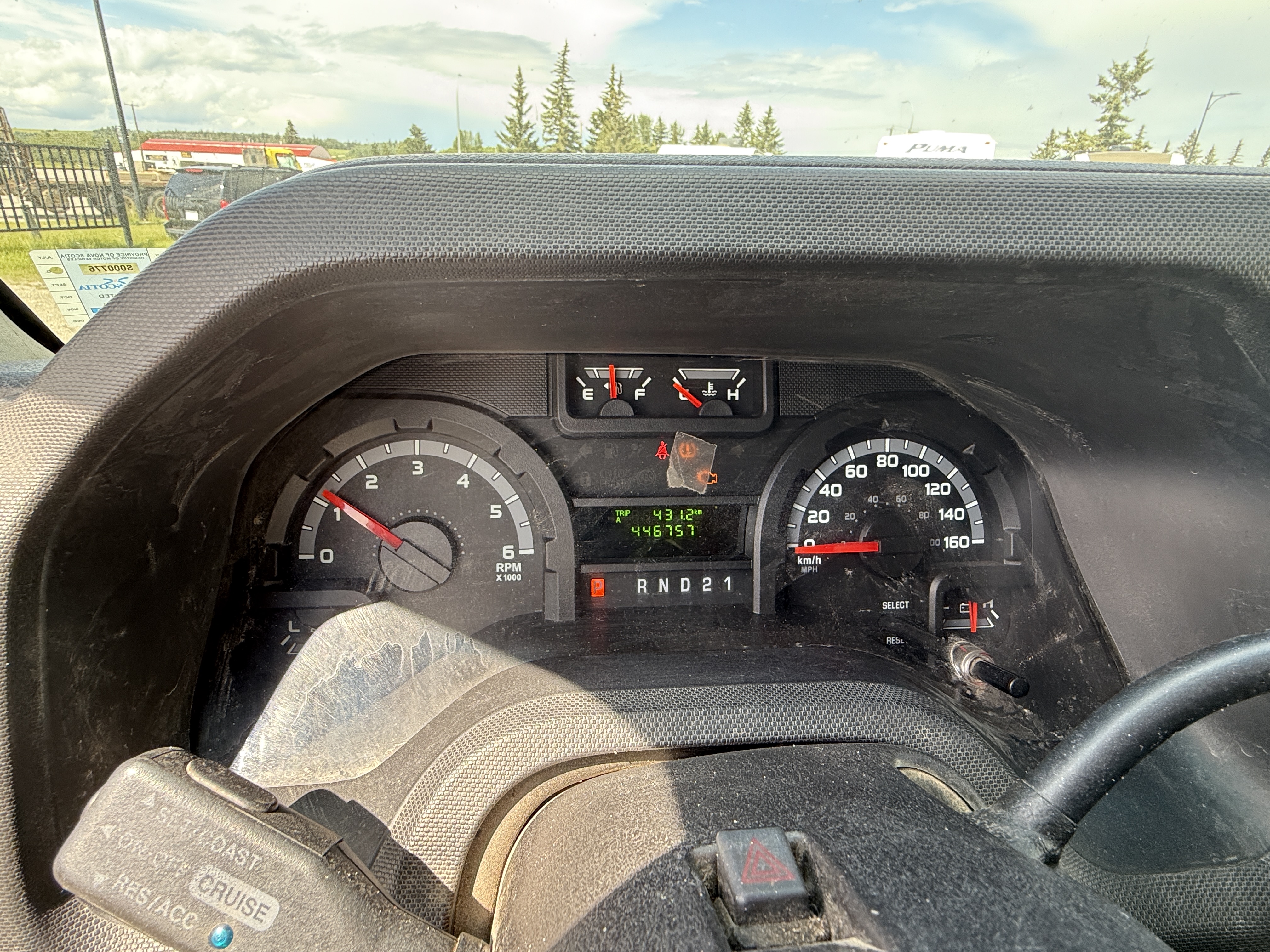 2011 FORD E-250 - Photo 11