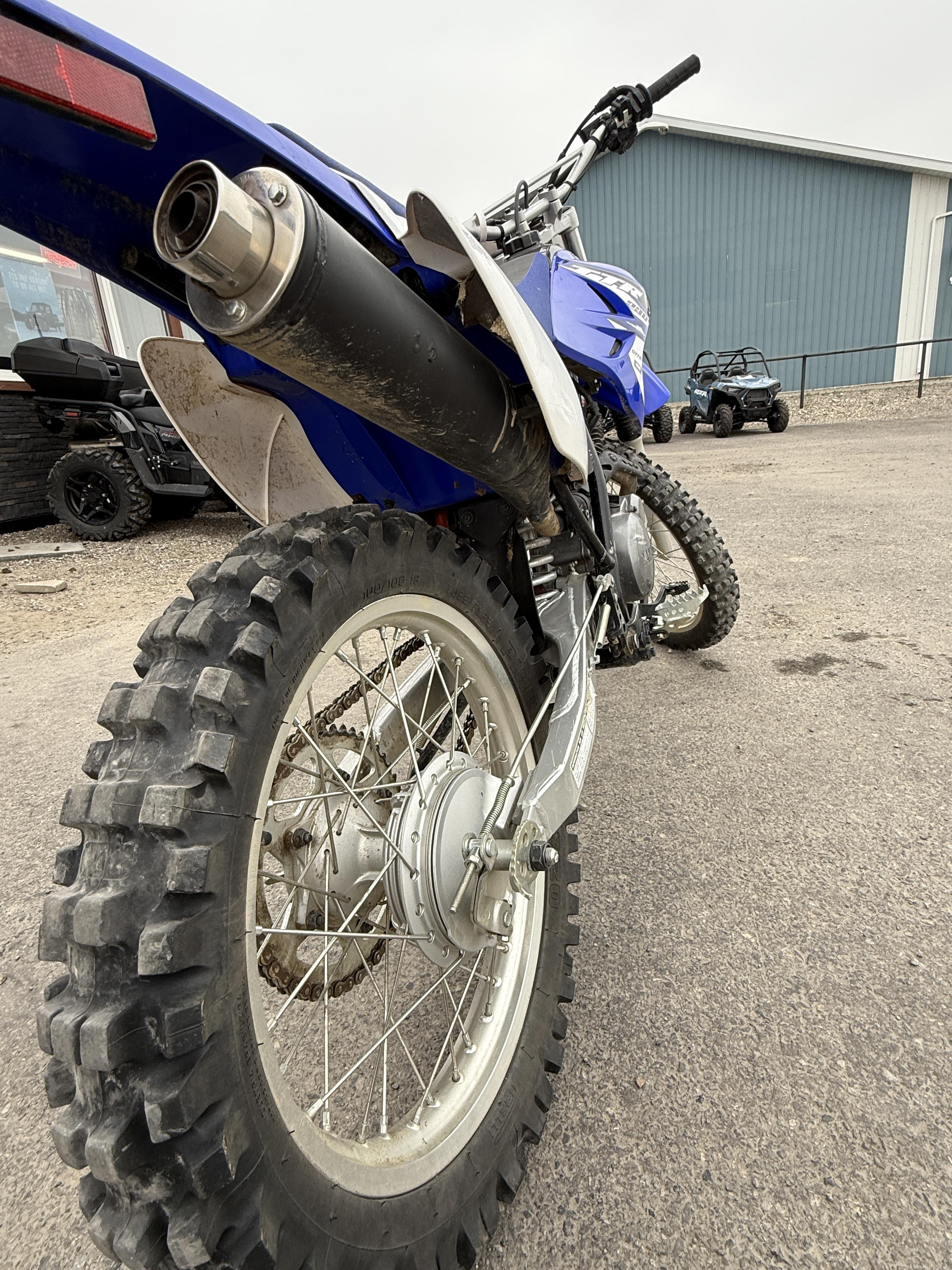 2015 Yamaha TT-R230 - Photo 4