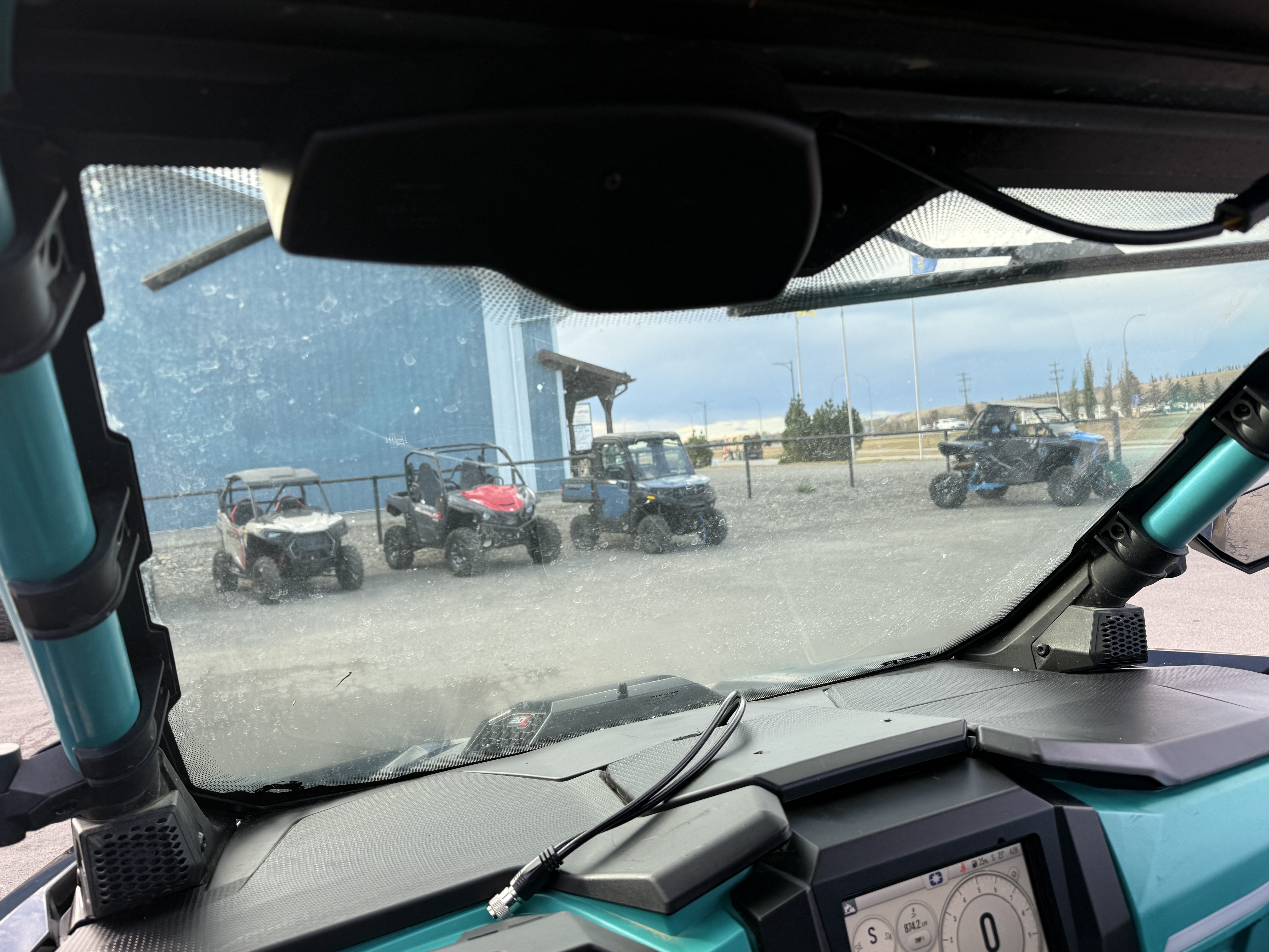 2025 Polaris RZR Pro R Ultimate - Photo 9