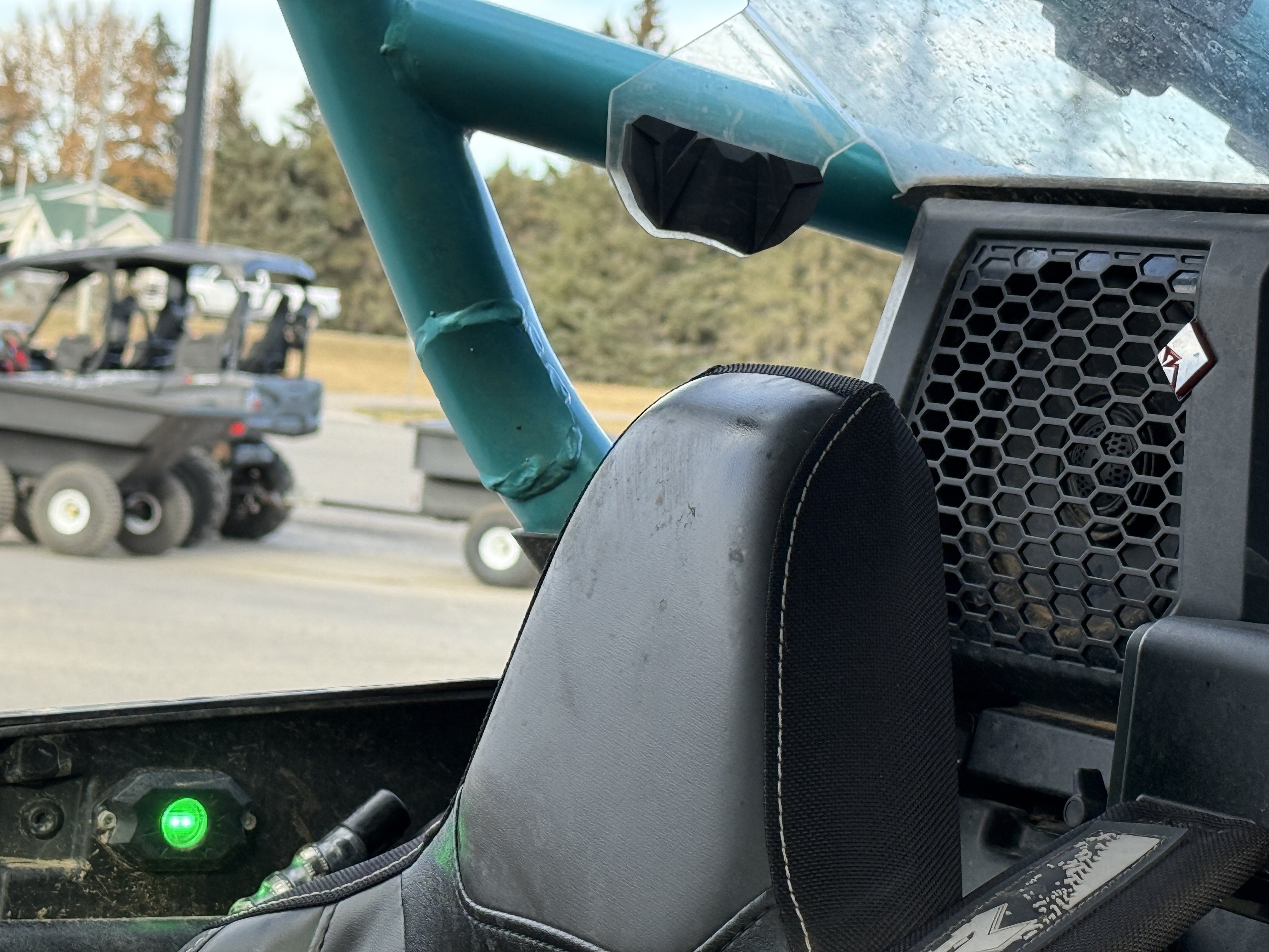 2025 Polaris RZR Pro R Ultimate - Photo 10