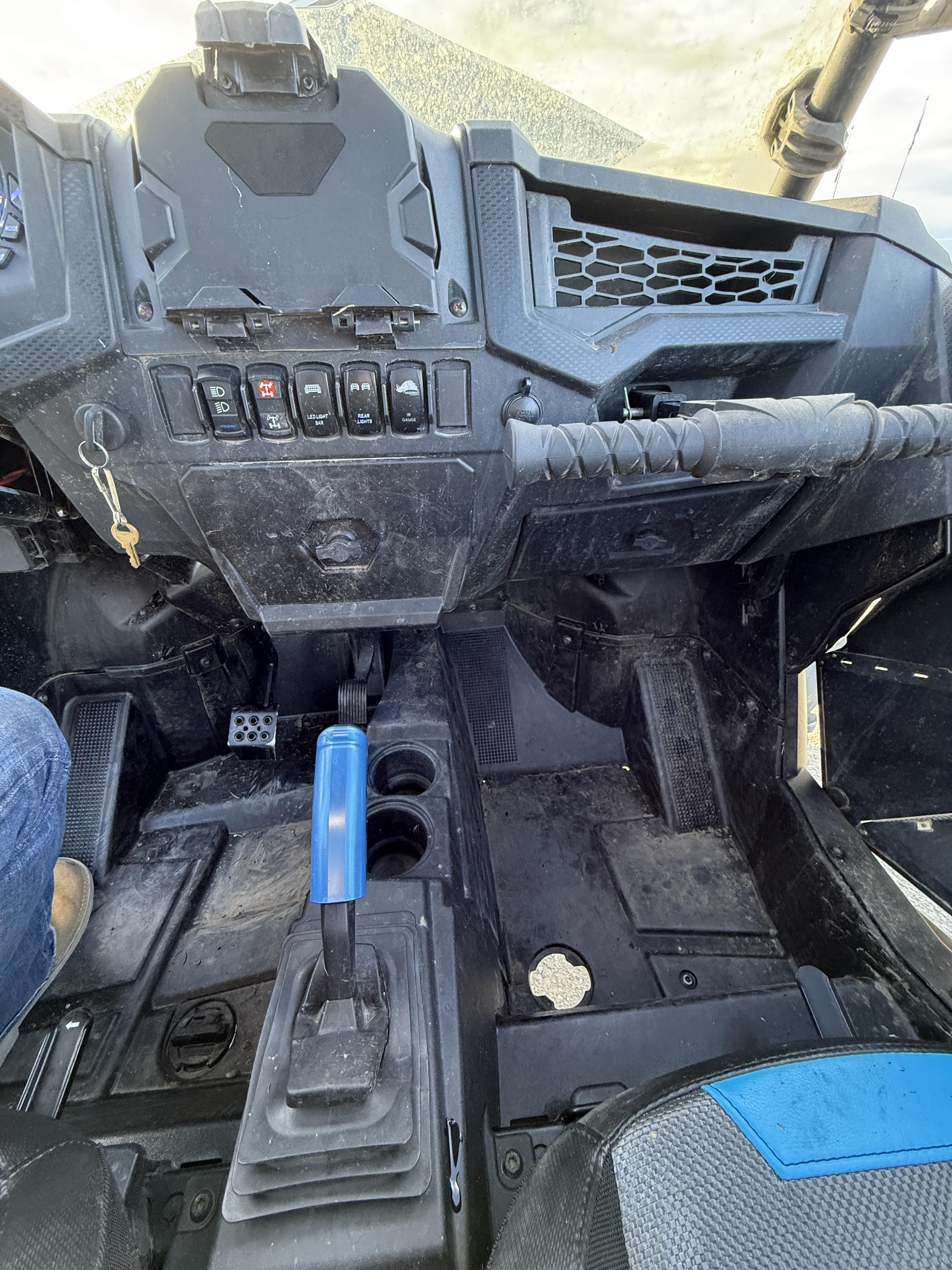 2019 Polaris RZR XP® Turbo - Titanium Metallic - Photo 12