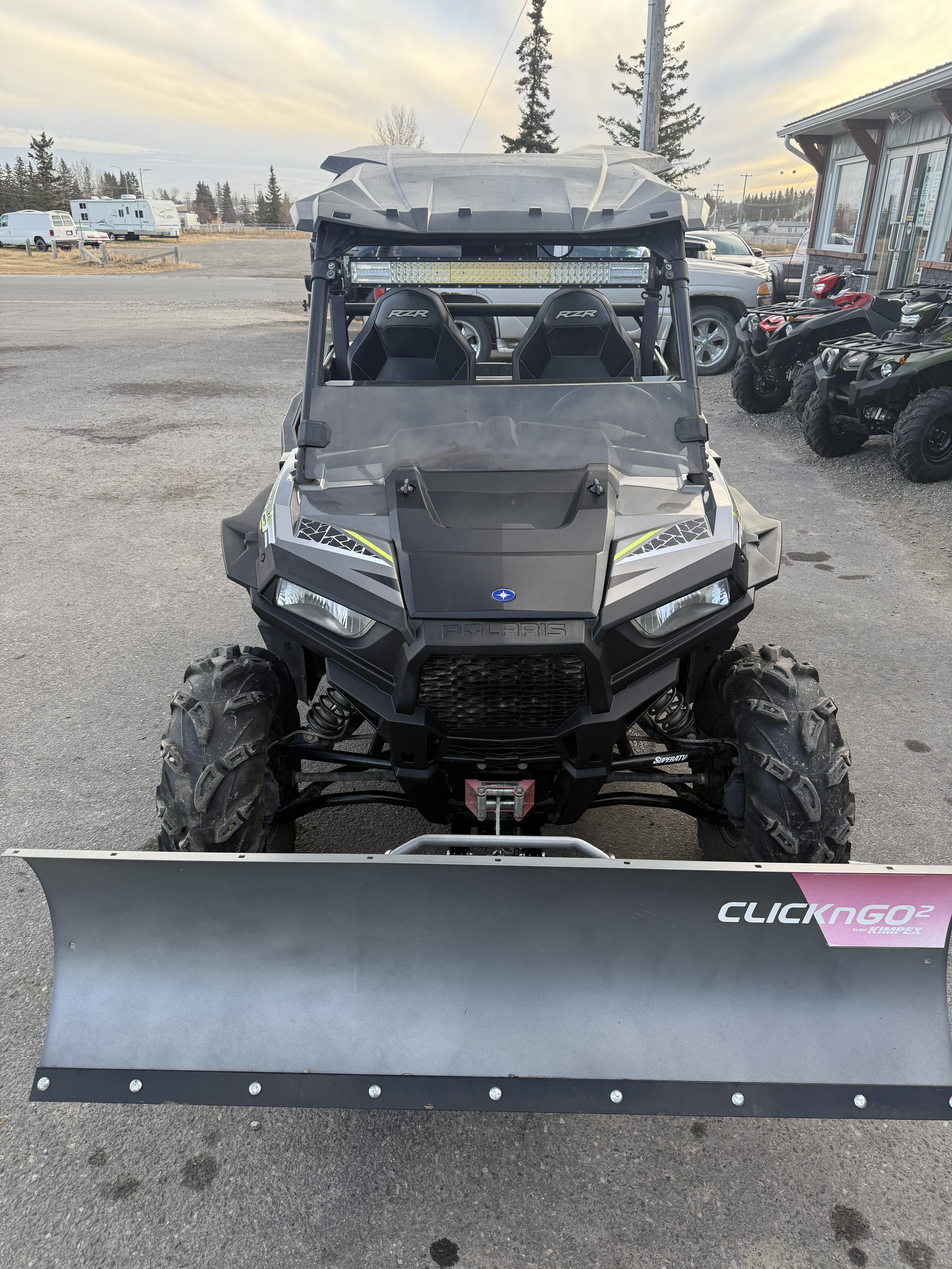 2017 Polaris RZR® S 900 EPS Titanium Metallic - Photo 3