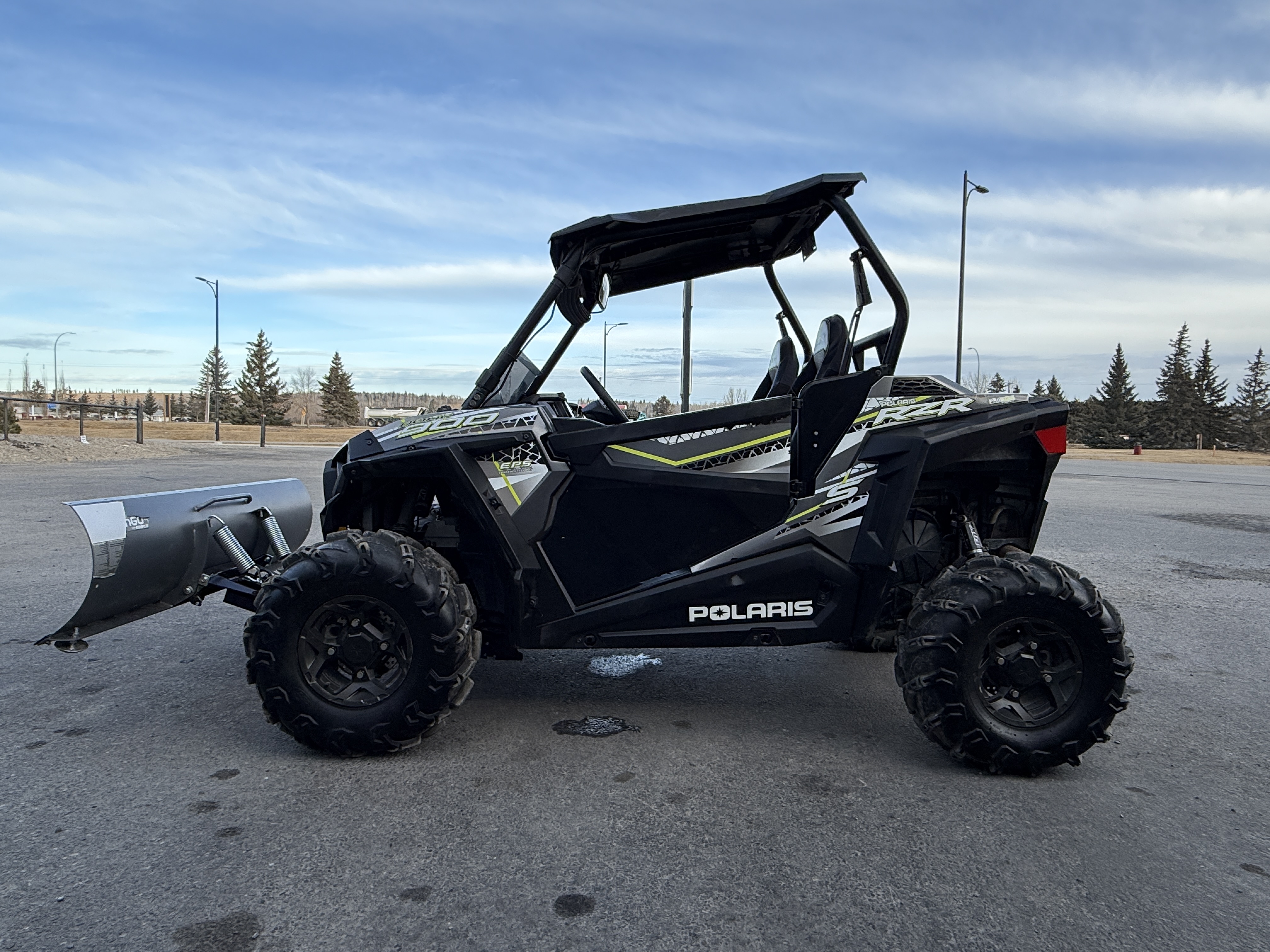2017 Polaris RZR® S 900 EPS Titanium Metallic - Photo 4