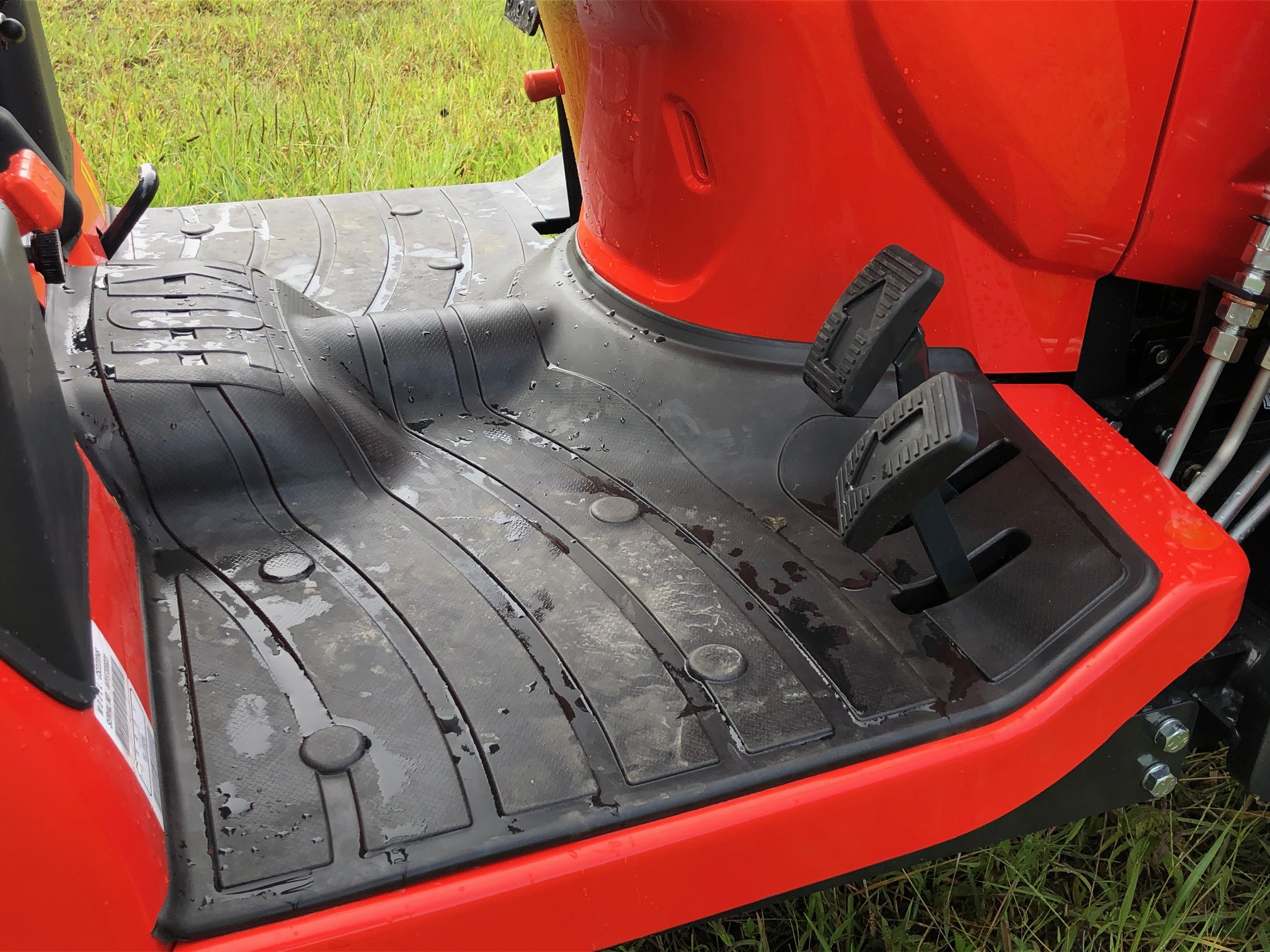 2022 KIOTI Package Deal CS2220 HST Tractor w/ Loader & Grapple & 3rd