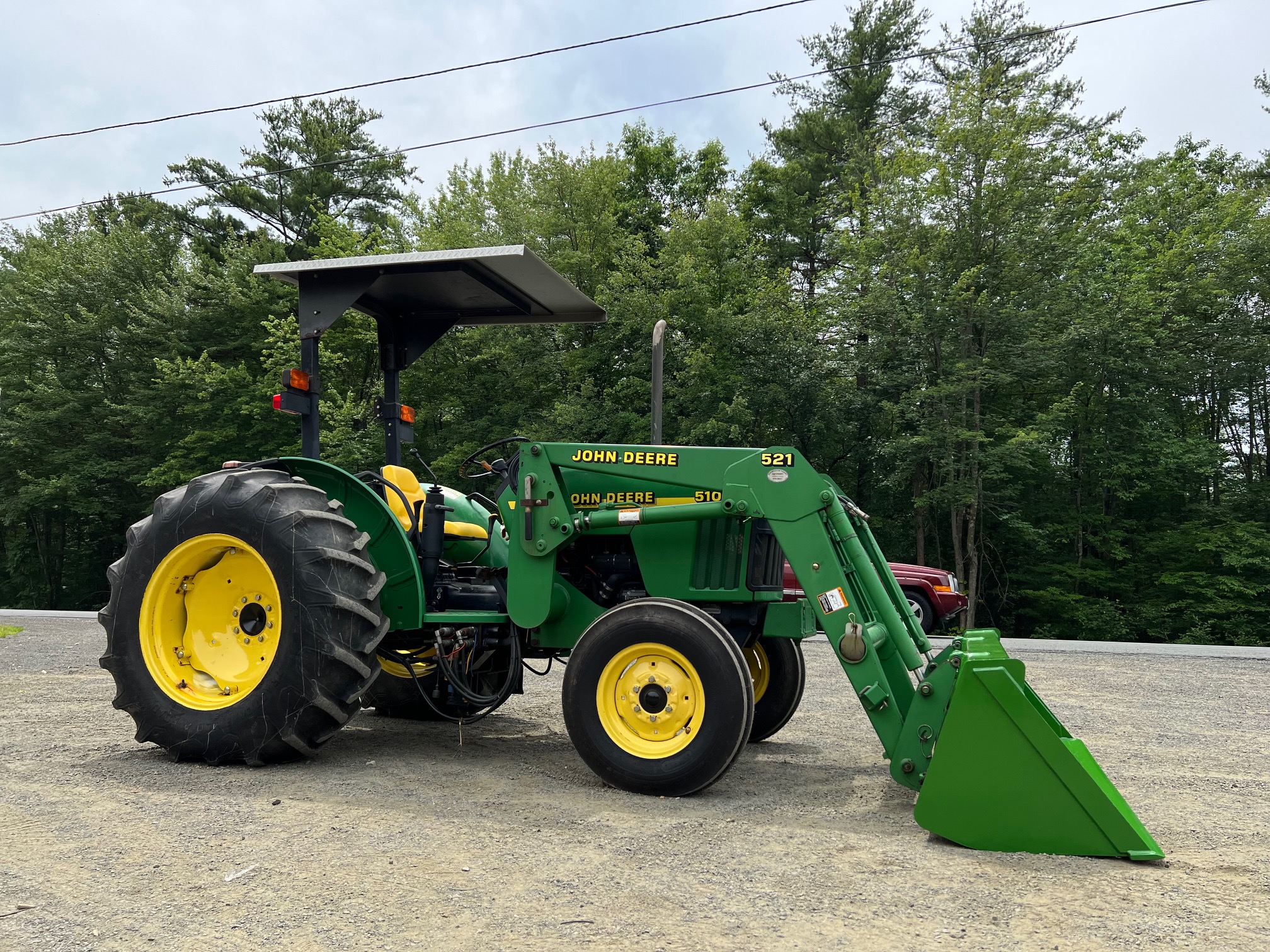 John Deere 5105 2wd Tractor w/ Loader for sale in Belchertown, MA