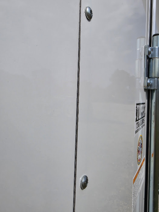 2027 Double doors photo 3