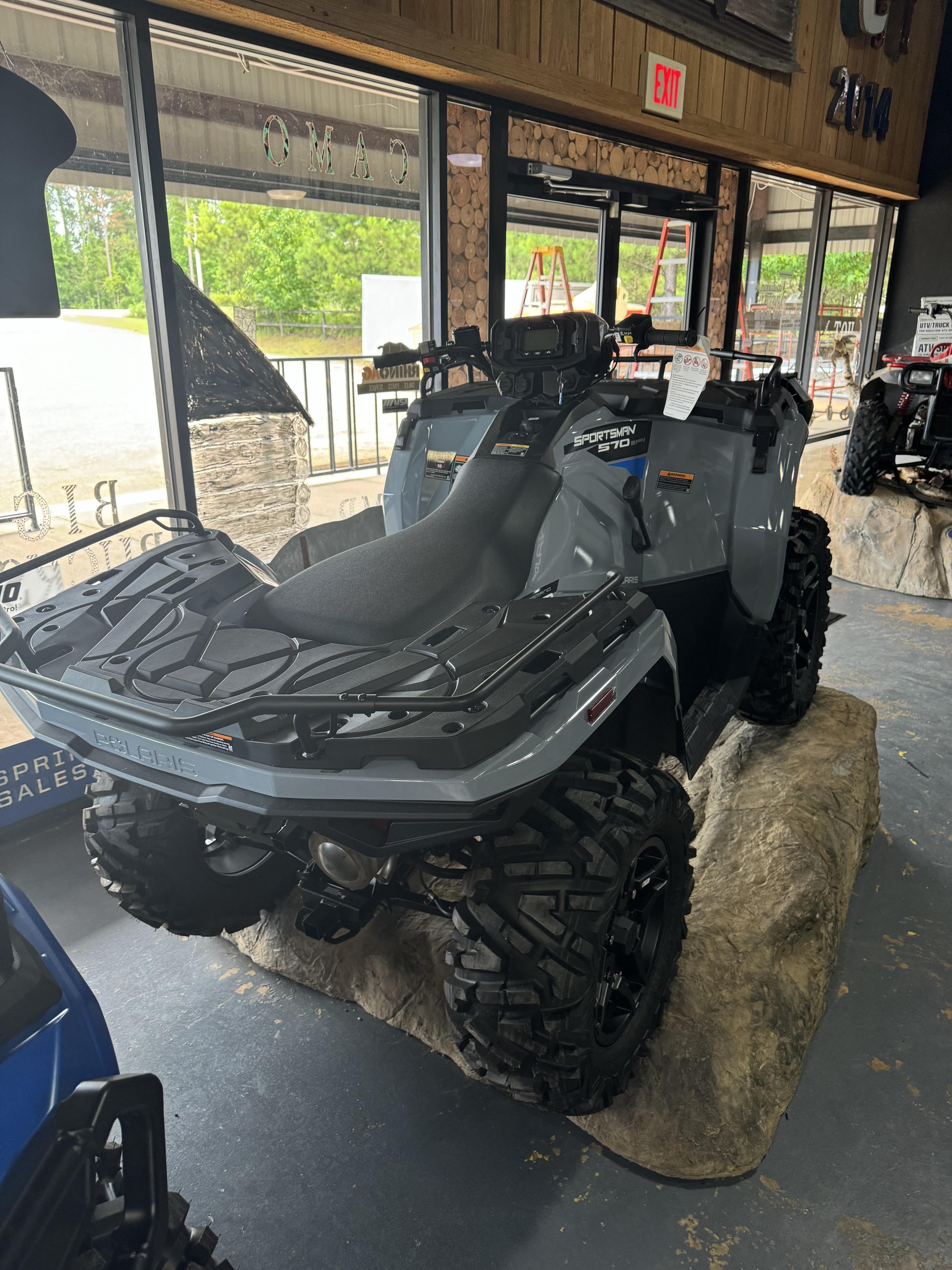 2025 Polaris Sportsman® 570 Premium - Photo 2