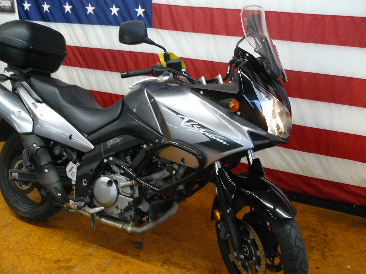 2007 Suzuki V-STROM 650 - Photo 2